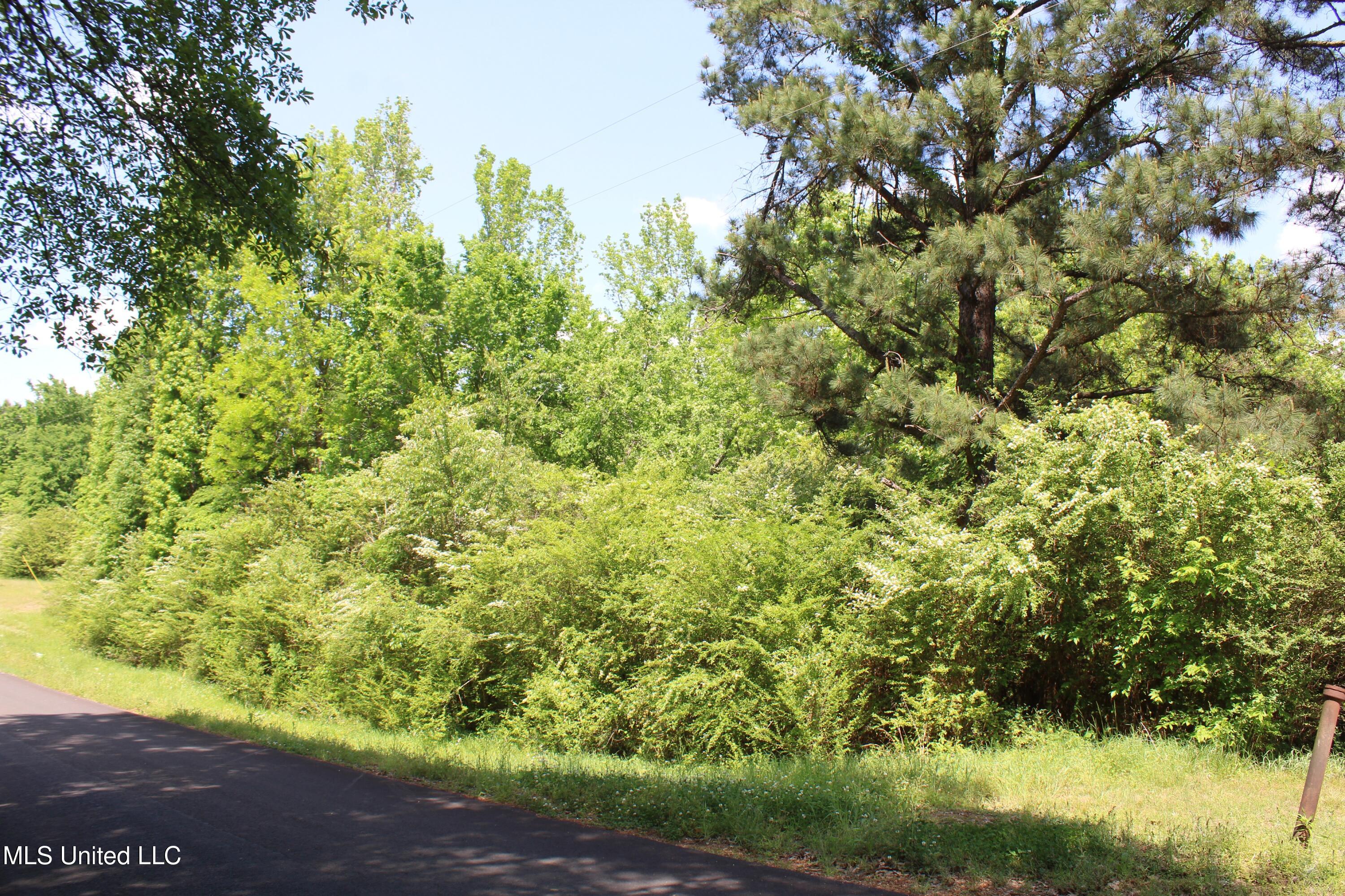 7900 E Craft Road Property Photo 5
