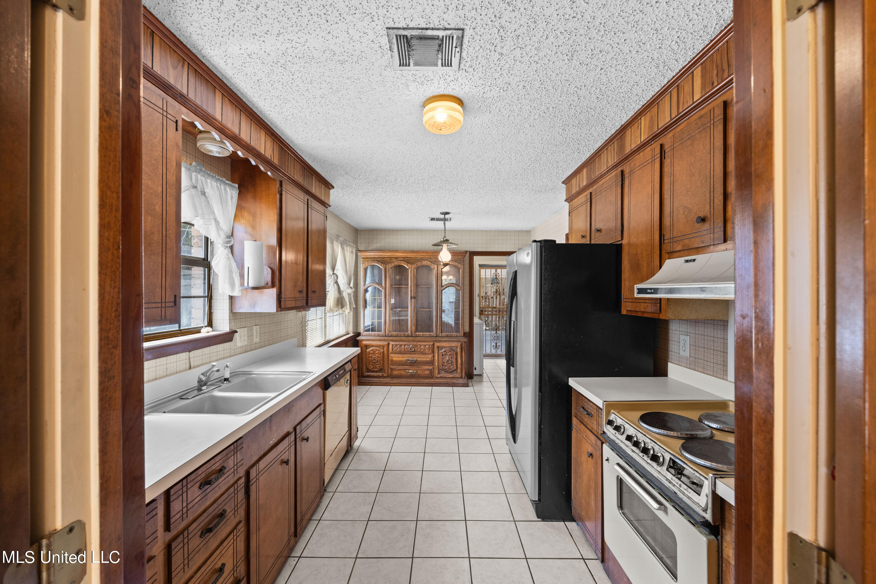 465 Heritage Place Property Photo 7