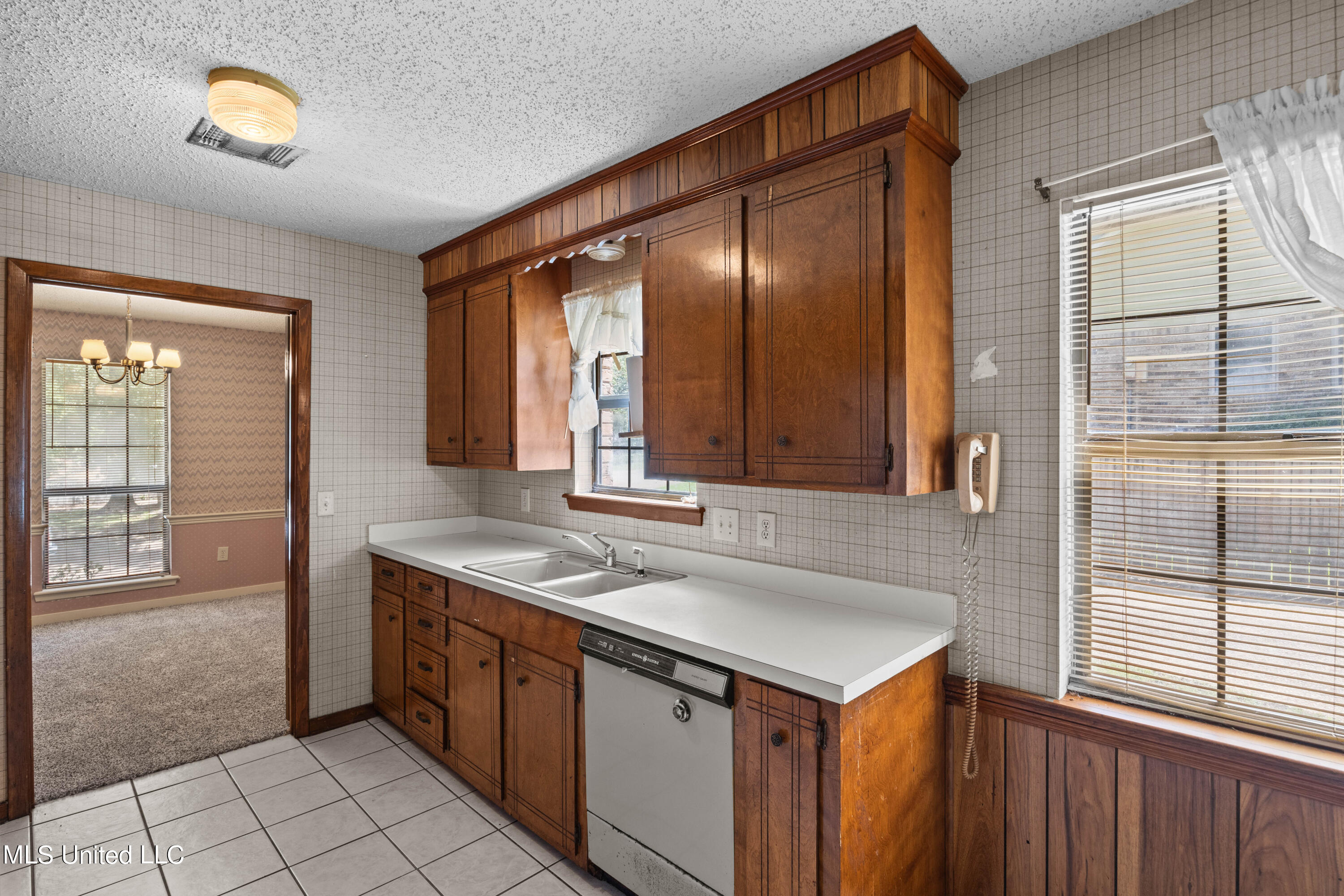 465 Heritage Place Property Photo 8