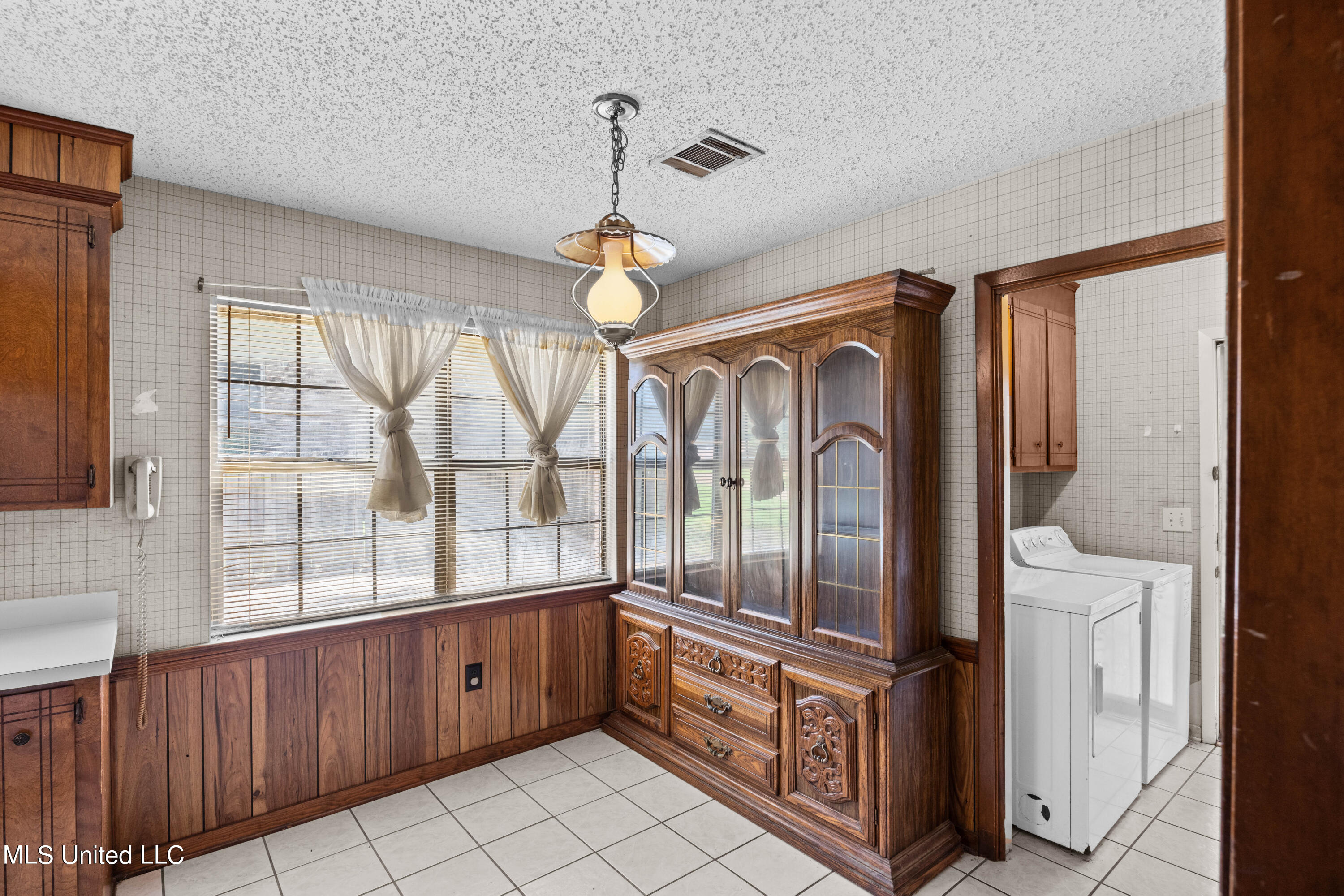 465 Heritage Place Property Photo 10
