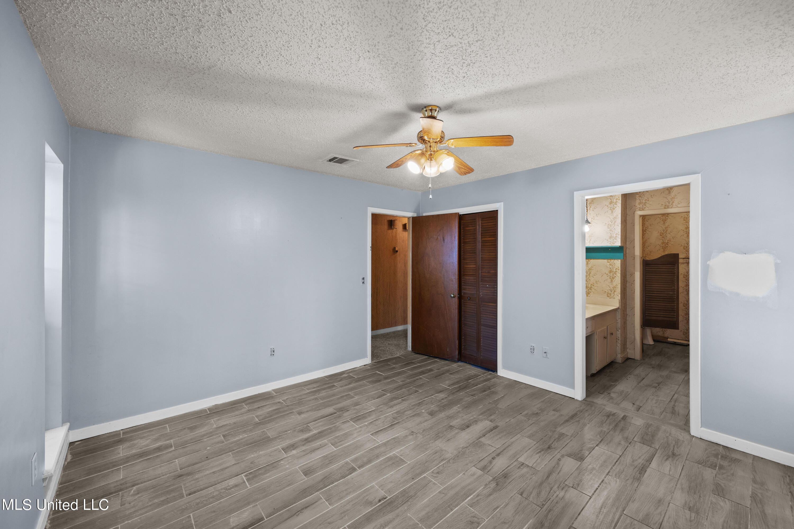 465 Heritage Place Property Photo 14