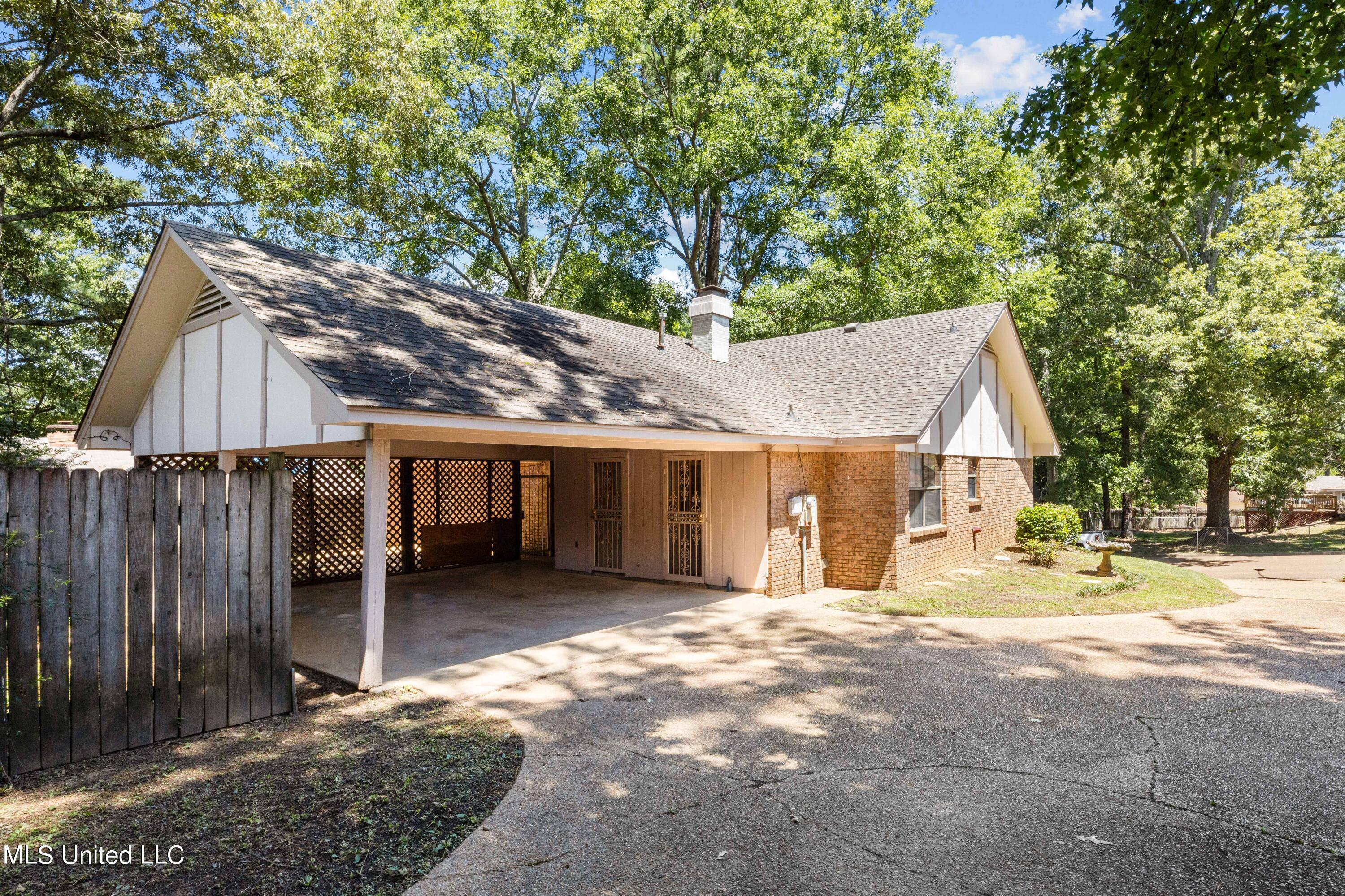 465 Heritage Place Property Photo 21
