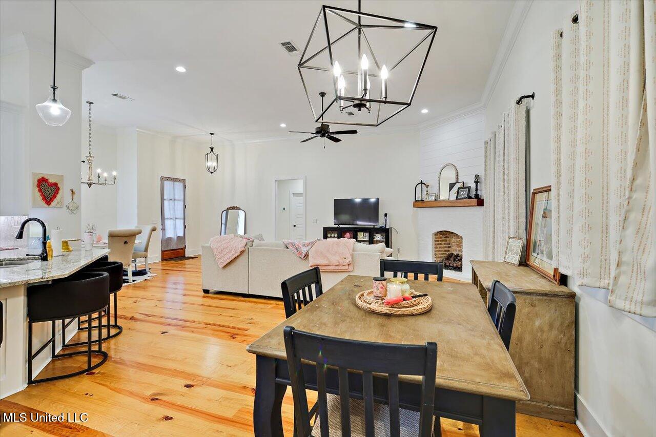 1622 Old Lake Road Property Photo 16