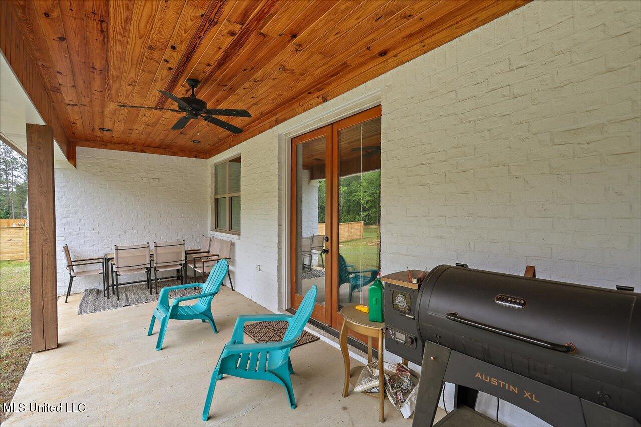 1622 Old Lake Road Property Photo 31