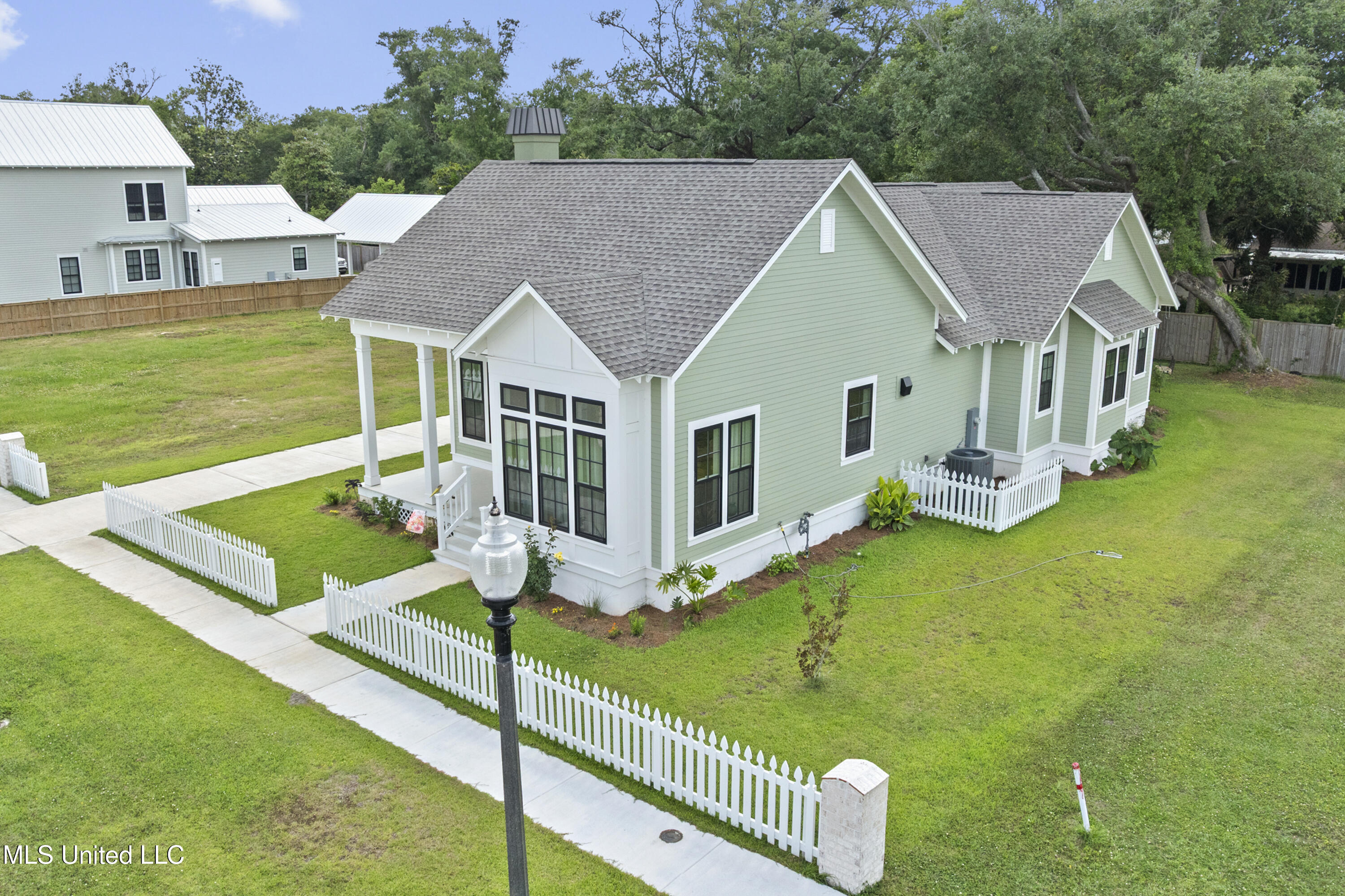 435 Bills Avenue Property Photo 3