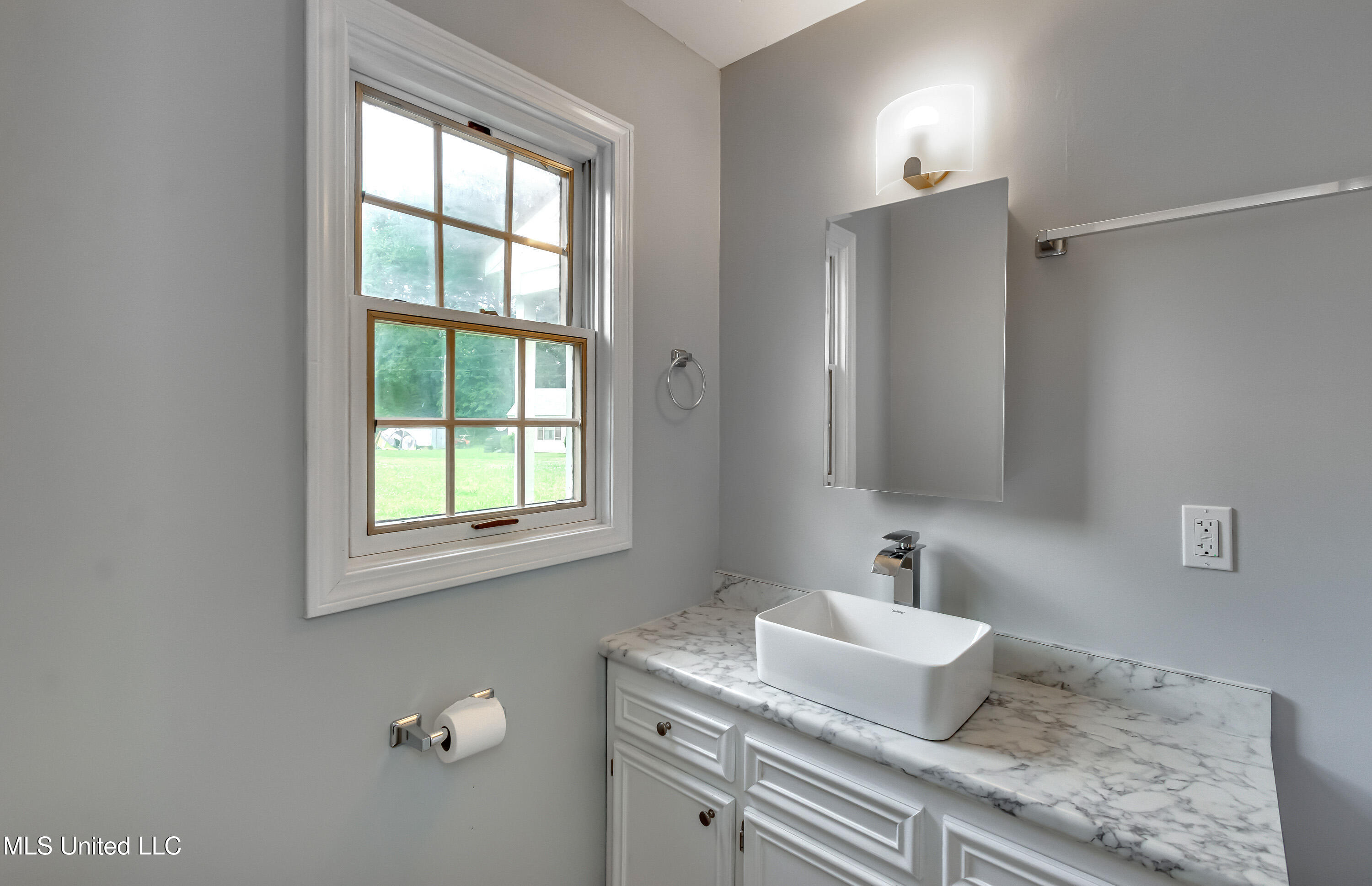5887 Scotland Road Property Photo 33