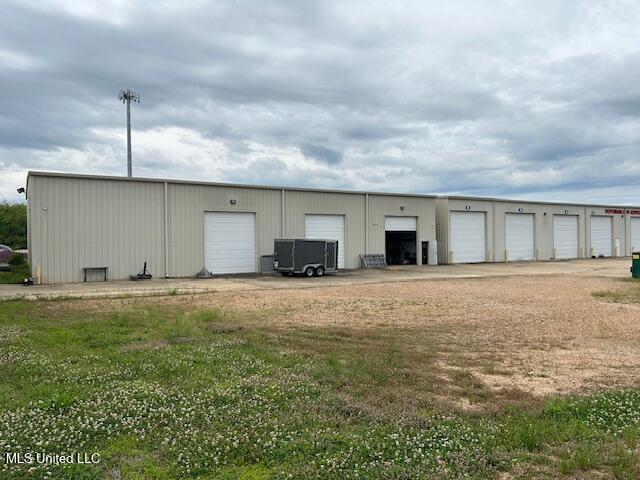142 Enterprise Drive Property Photo 2