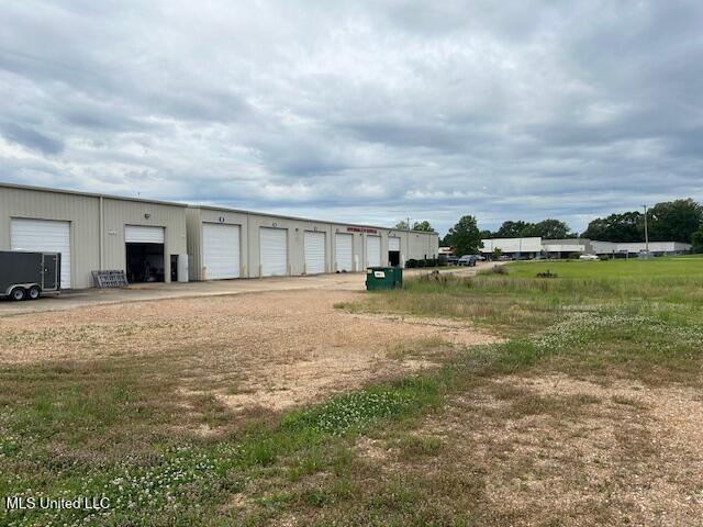 142 Enterprise Drive Property Photo 3