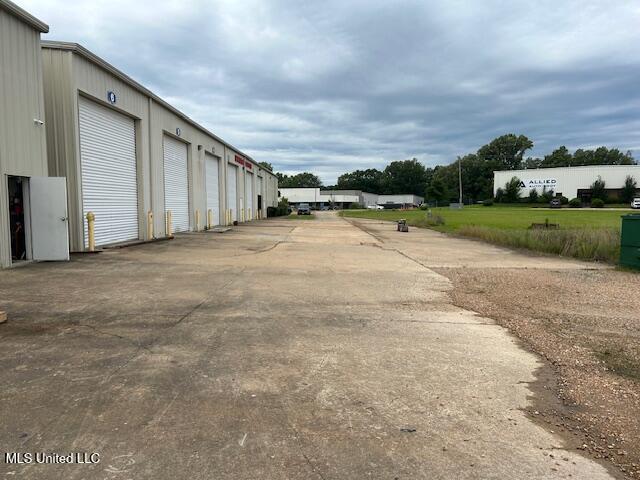 142 Enterprise Drive Property Photo 5