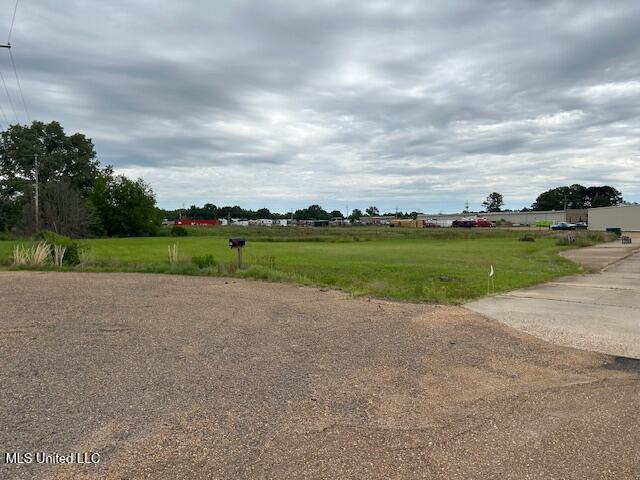 142 Enterprise Drive Property Photo 8
