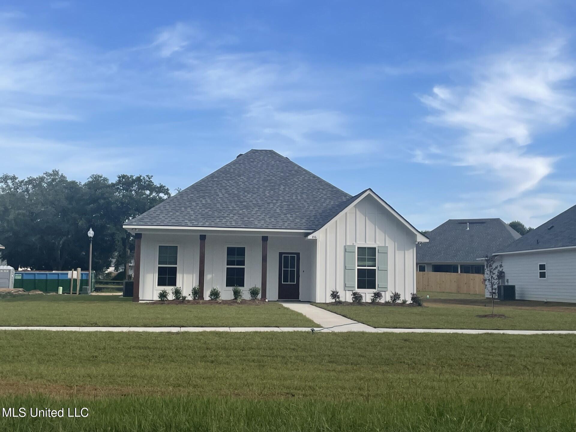 816 Old Spanish Trail Property Photo 1