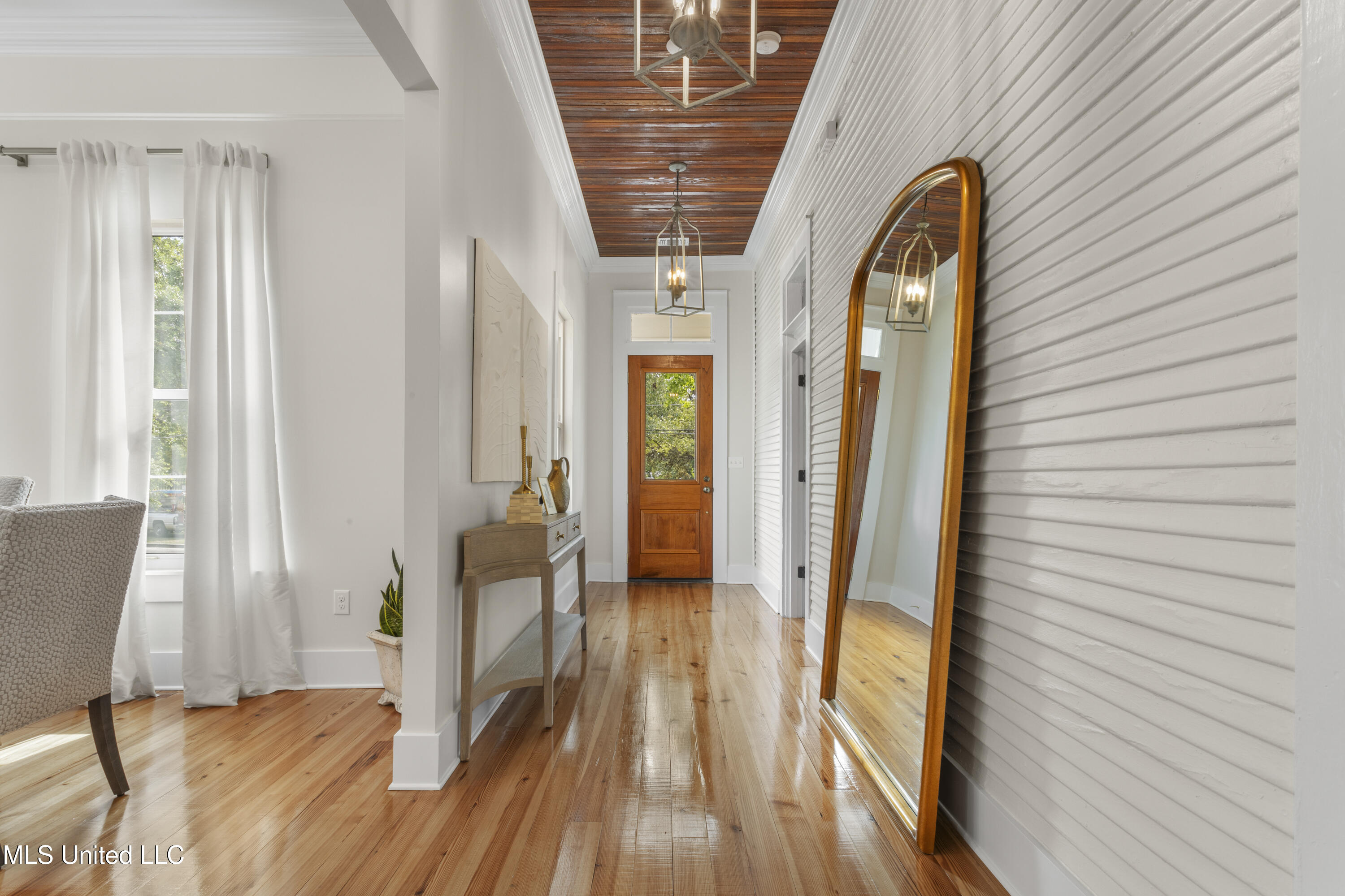 434 Beverly Drive Property Photo 6