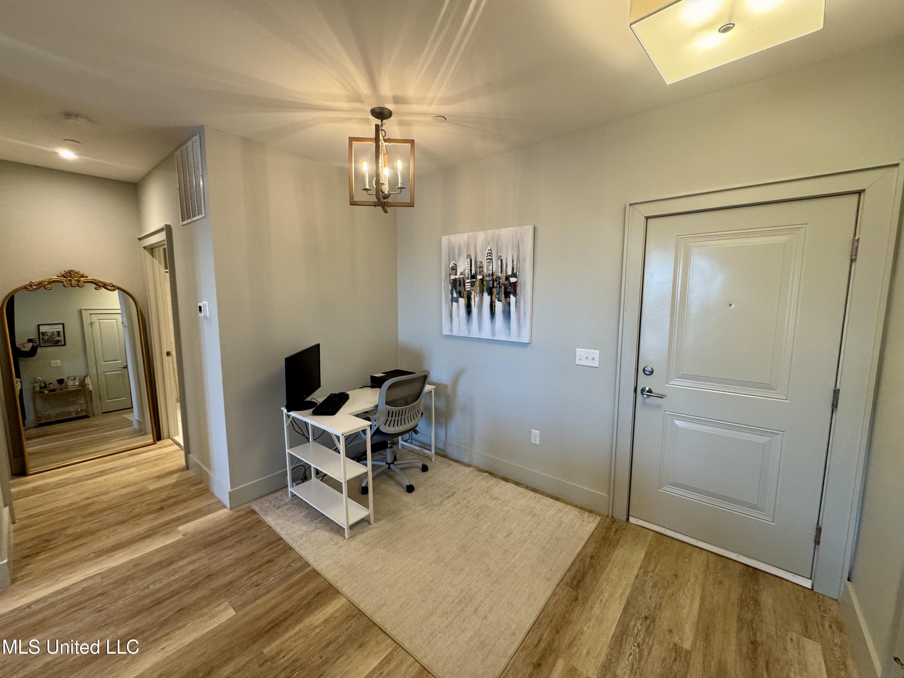 2501 Bienville Boulevard Property Photo 6