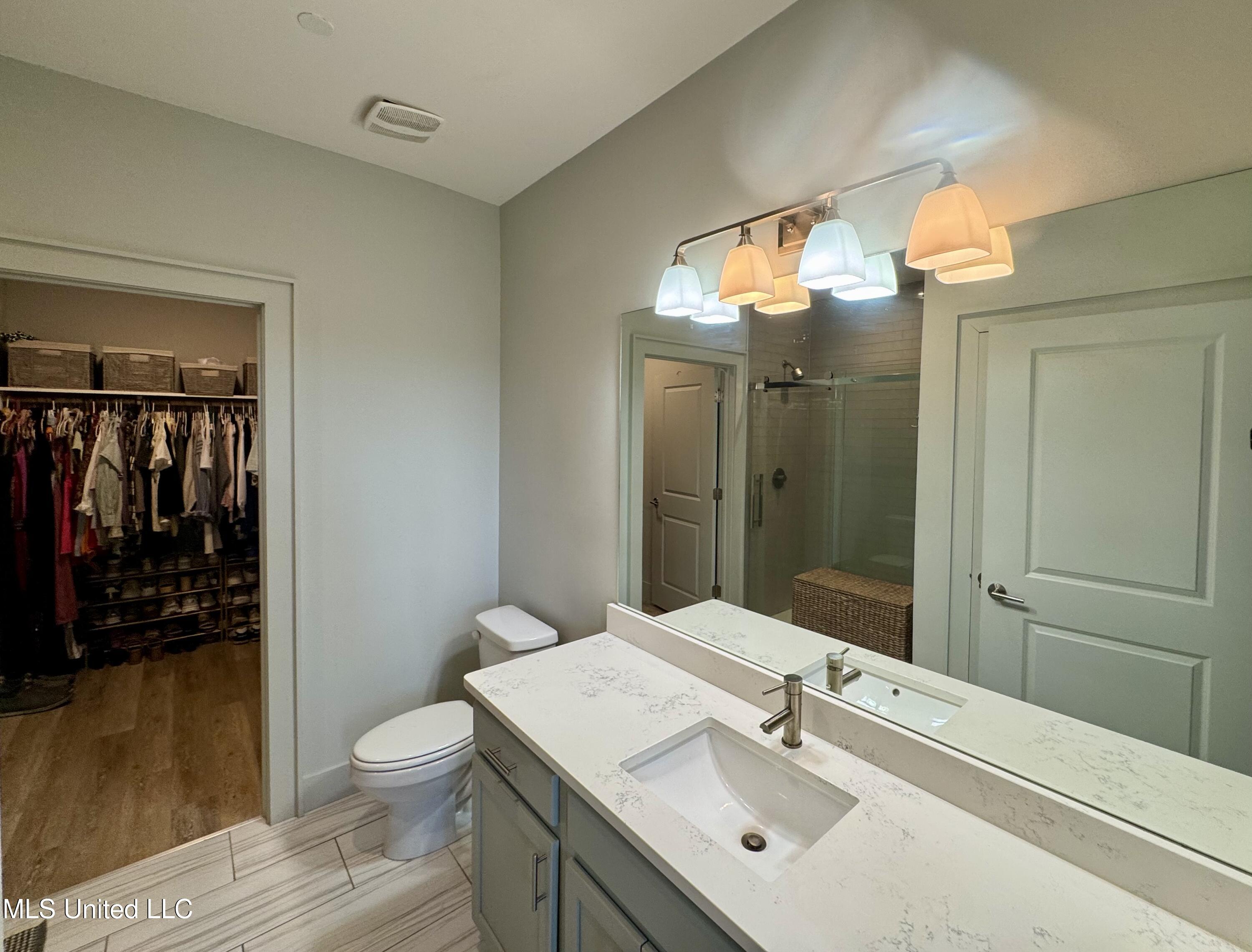 2501 Bienville Boulevard Property Photo 19