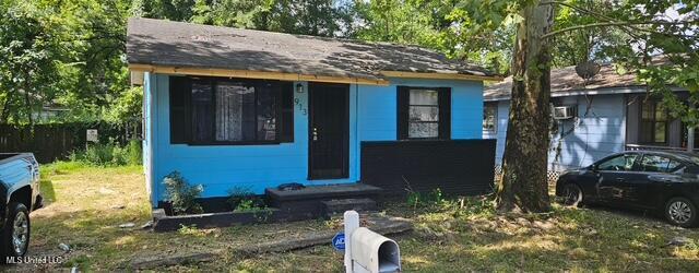 913 Lanier Avenue Property Photo 1