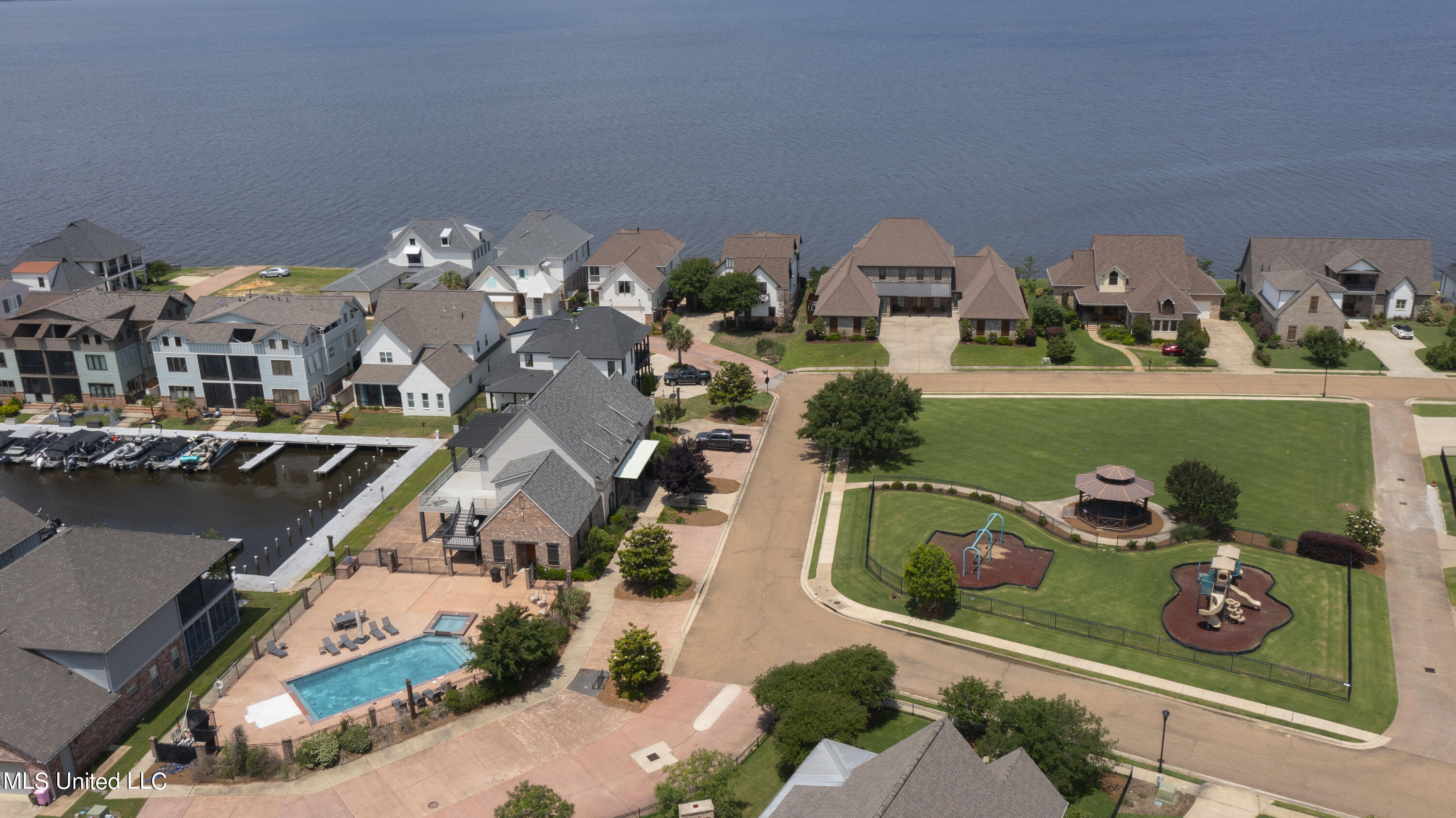 178 Crepe Myrtle Drive Property Photo 40