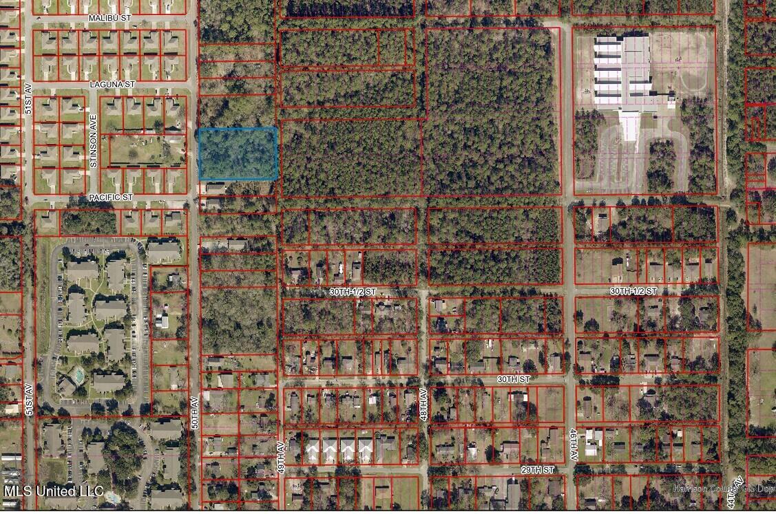 50th Avenue Property Photo 7