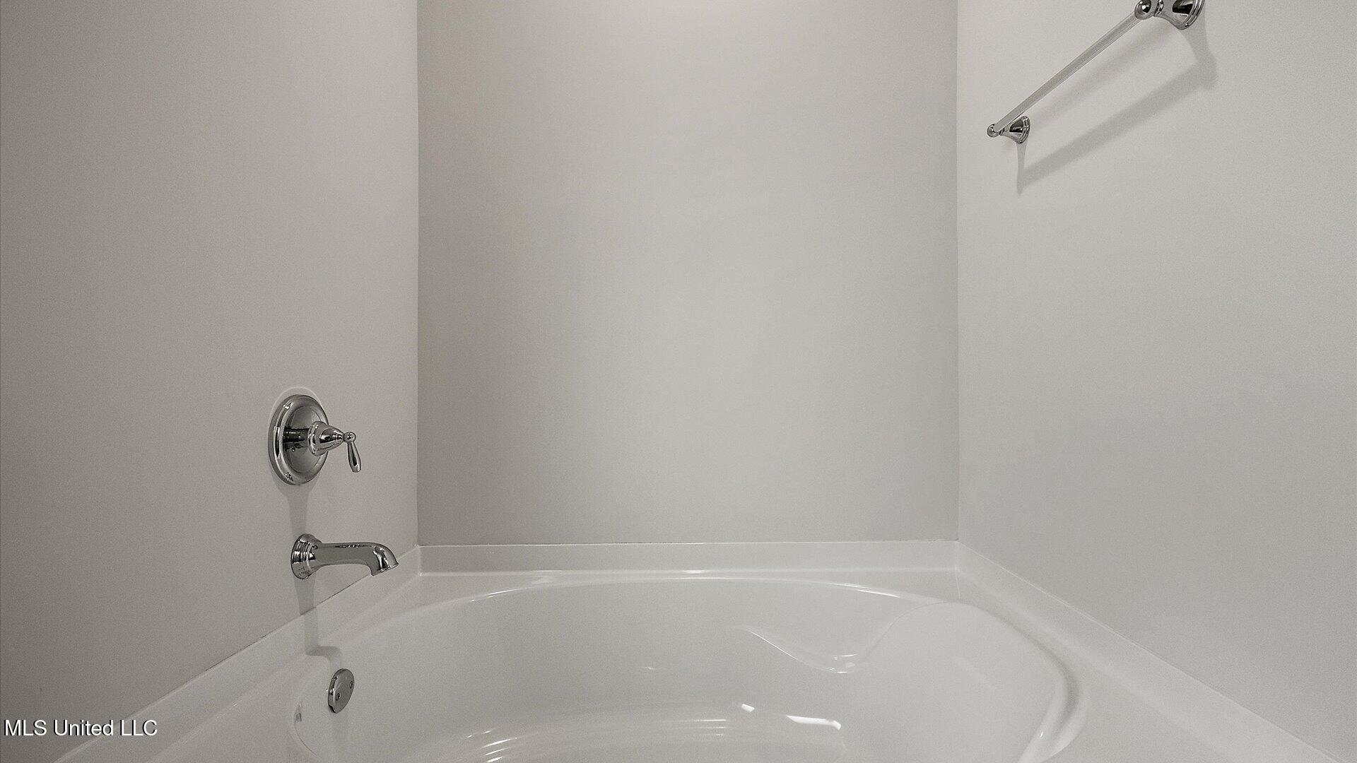 728 Honeysuckle Loop Property Photo 23