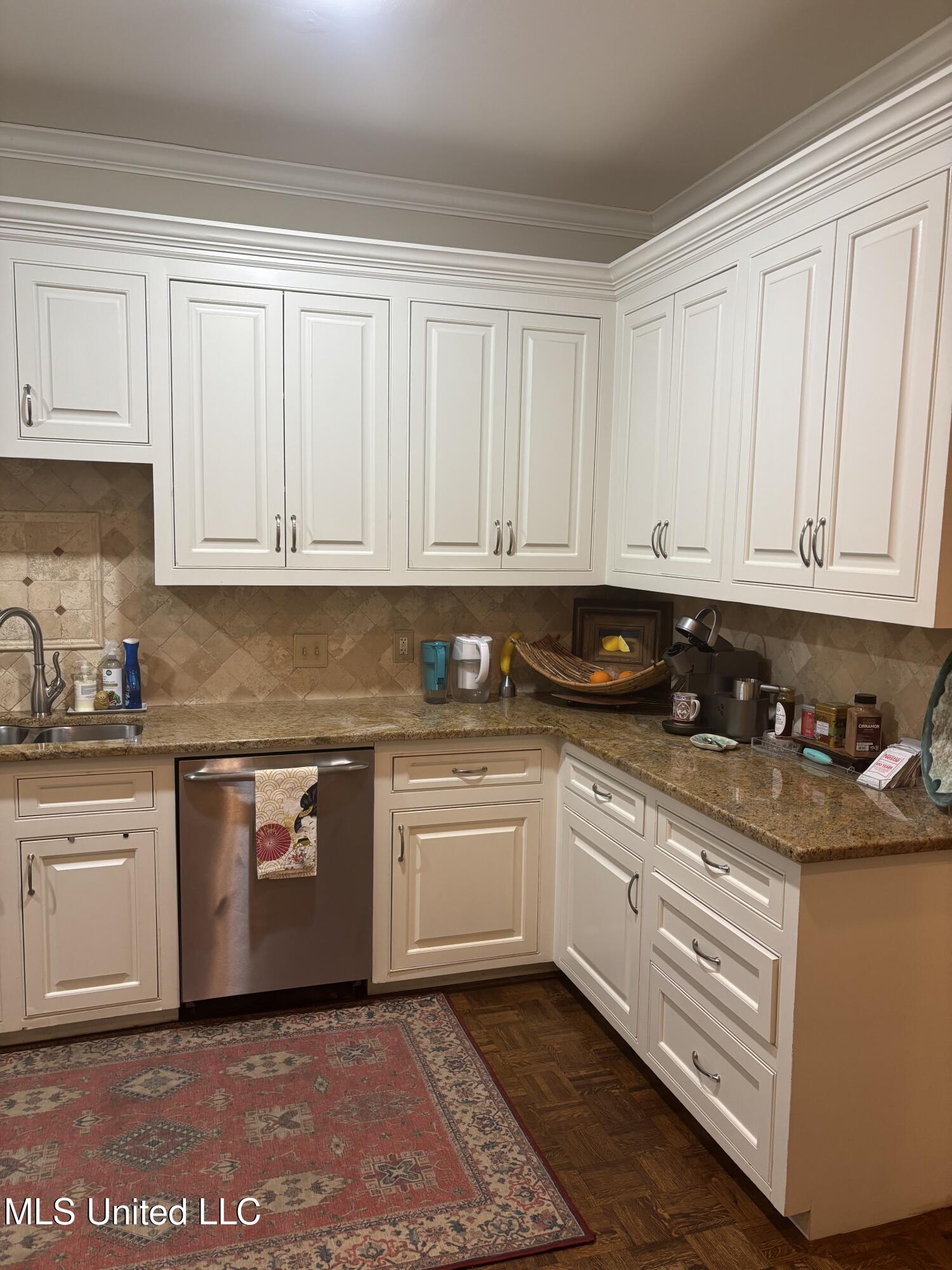 256 Eastbrooke Street Property Photo 12