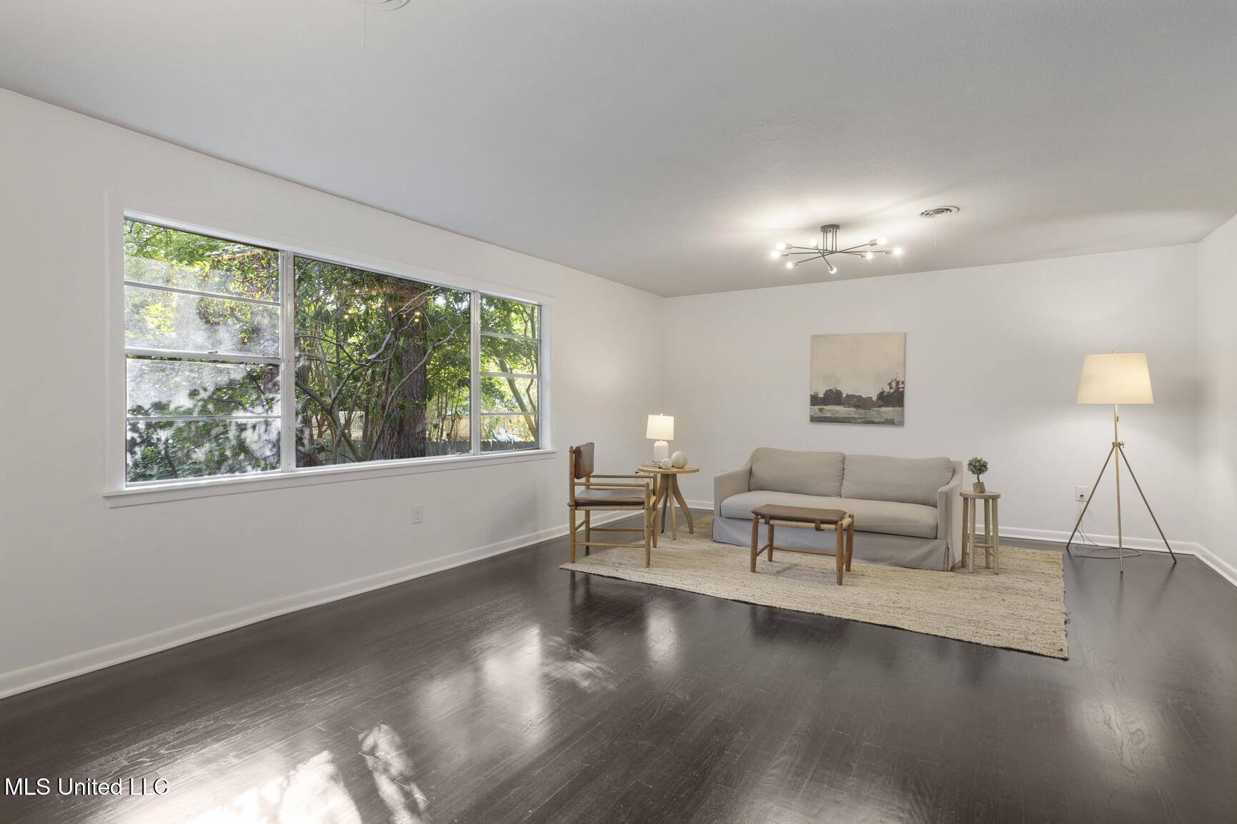 5457 Suffolk Drive Property Photo 15