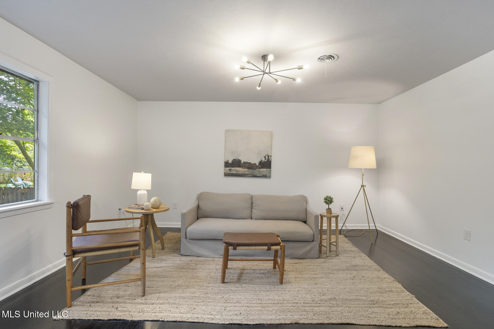 5457 Suffolk Drive Property Photo 16