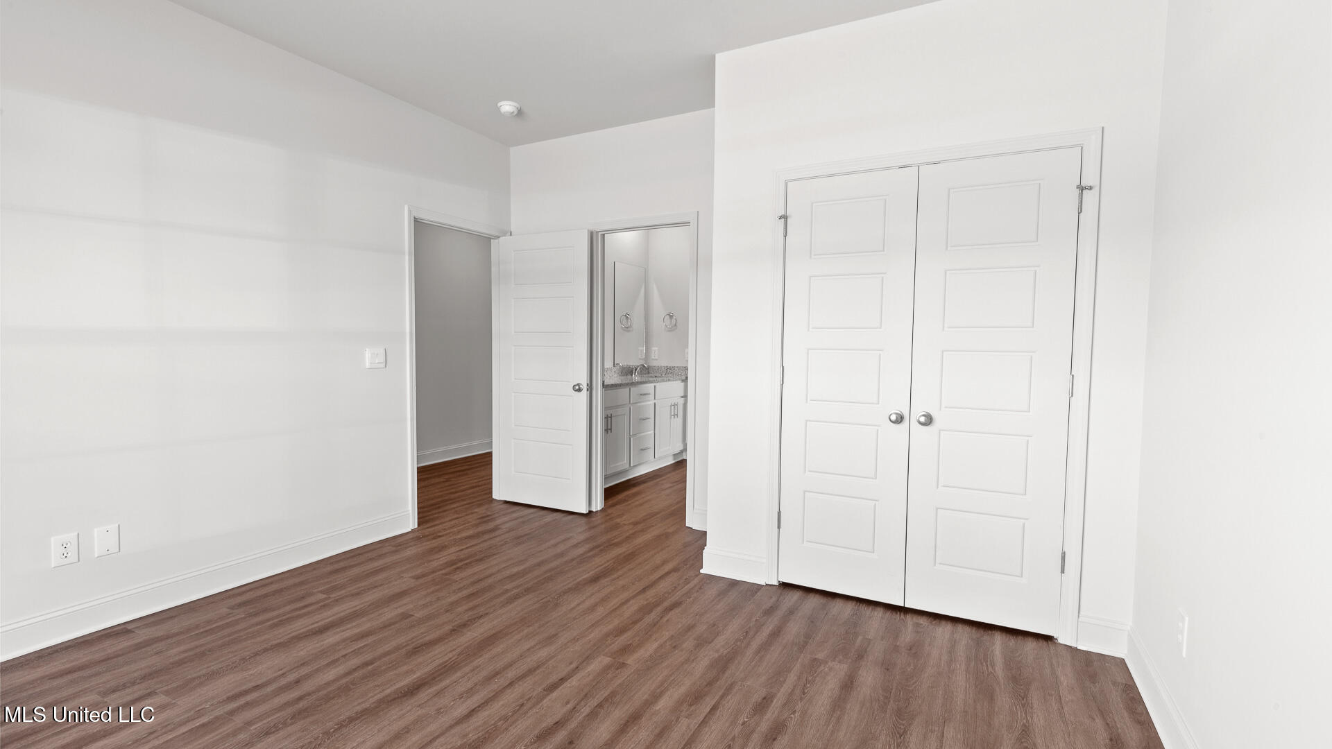 202 Saratoga Springs Avenue Property Photo 7