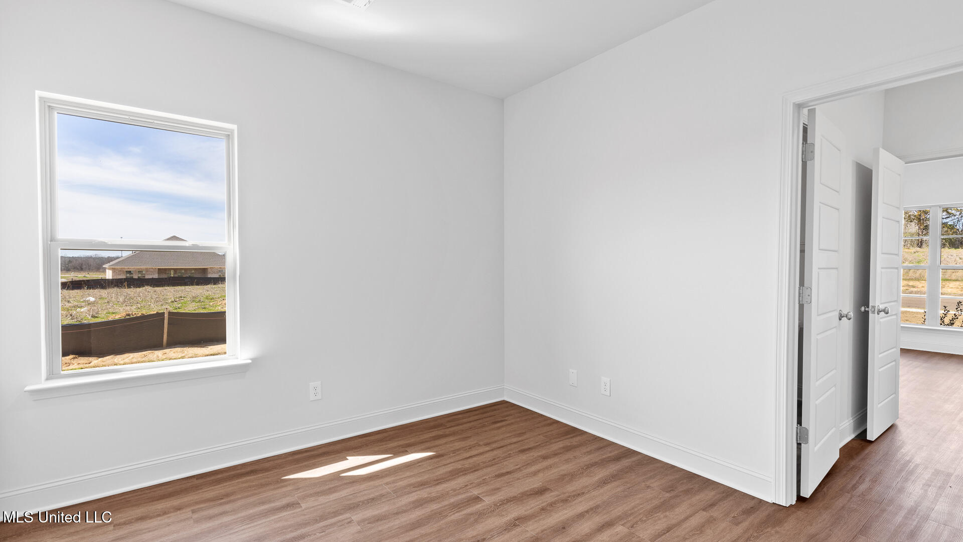 202 Saratoga Springs Avenue Property Photo 12