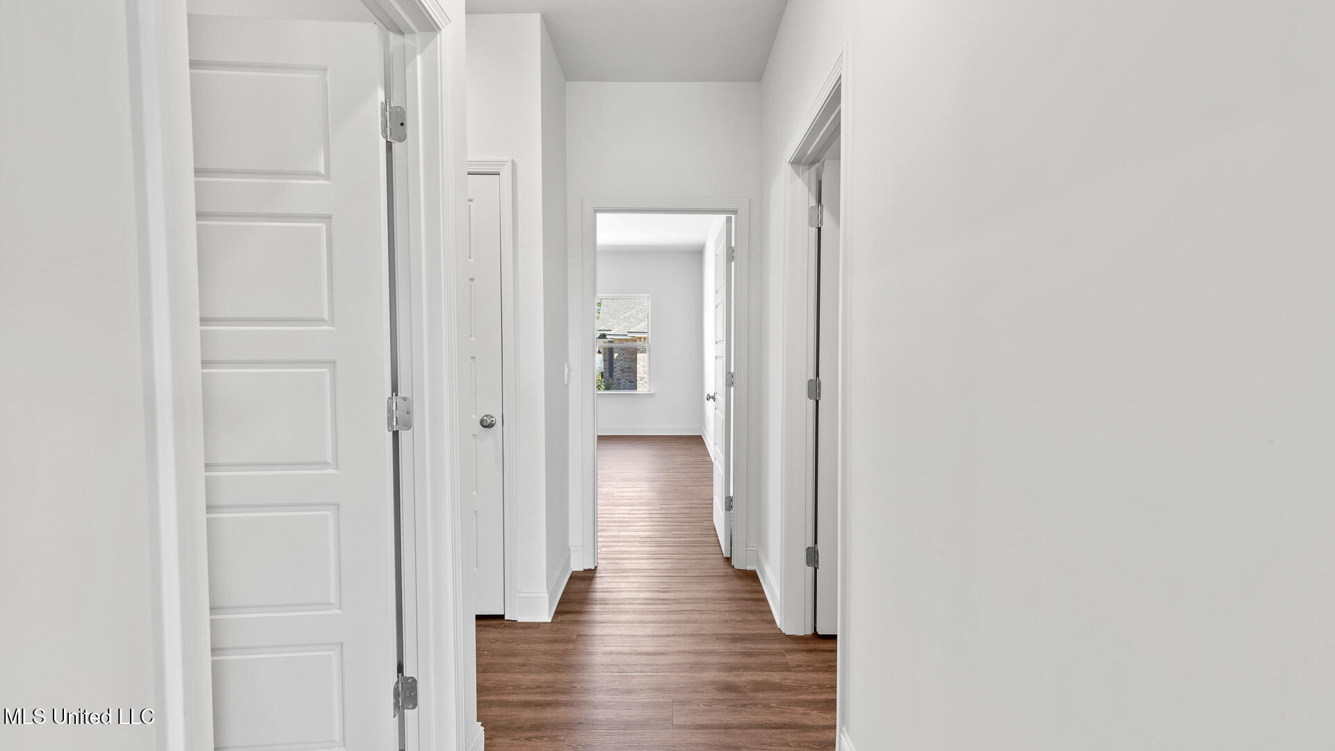 202 Saratoga Springs Avenue Property Photo 14