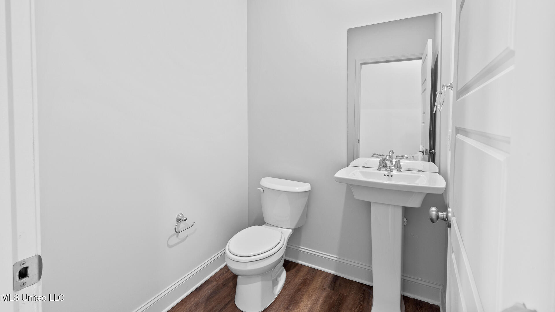 202 Saratoga Springs Avenue Property Photo 15