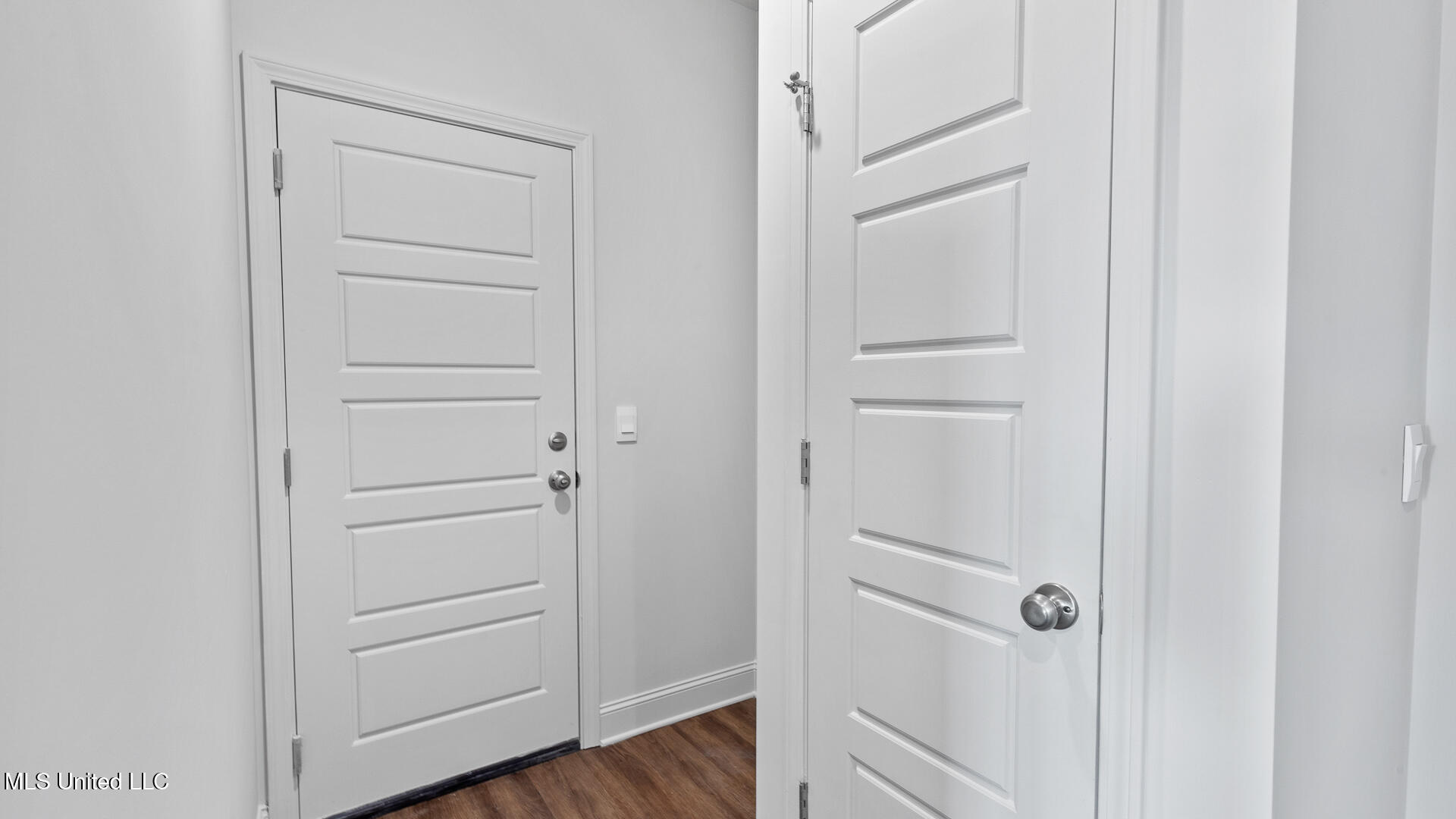 202 Saratoga Springs Avenue Property Photo 16