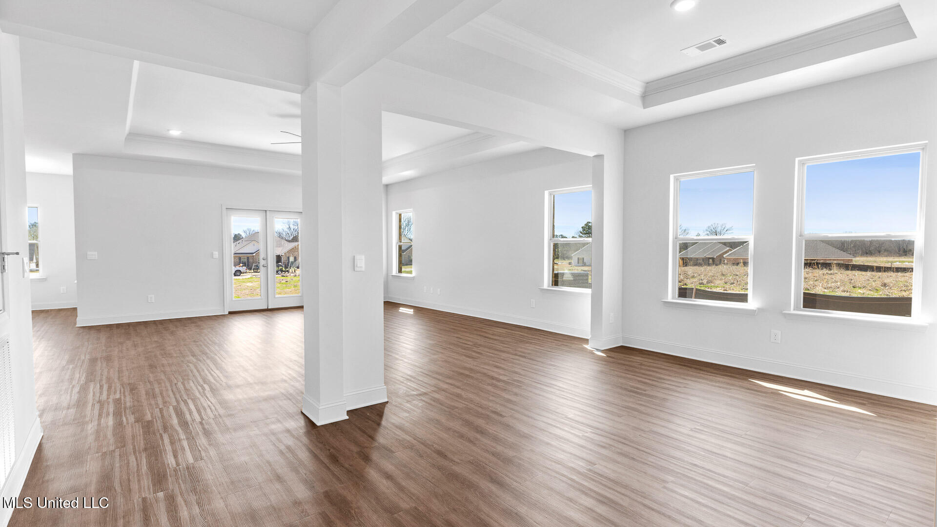 202 Saratoga Springs Avenue Property Photo 25