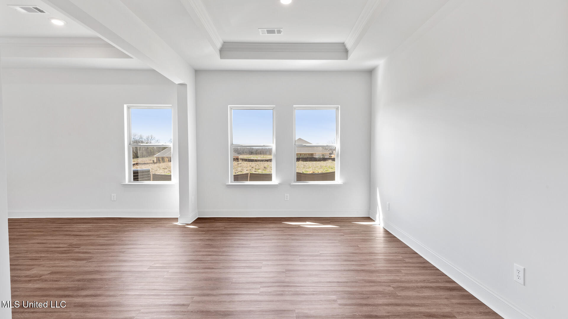 202 Saratoga Springs Avenue Property Photo 26