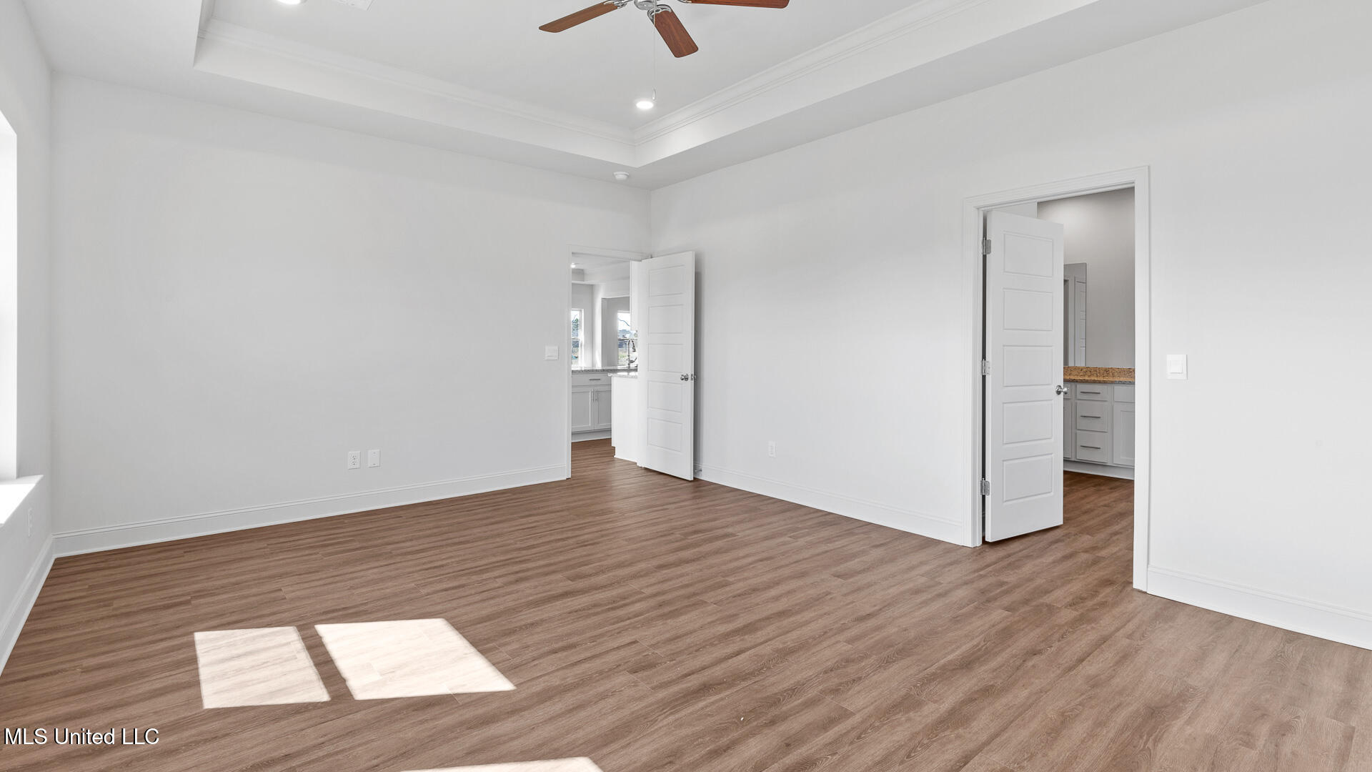 202 Saratoga Springs Avenue Property Photo 38