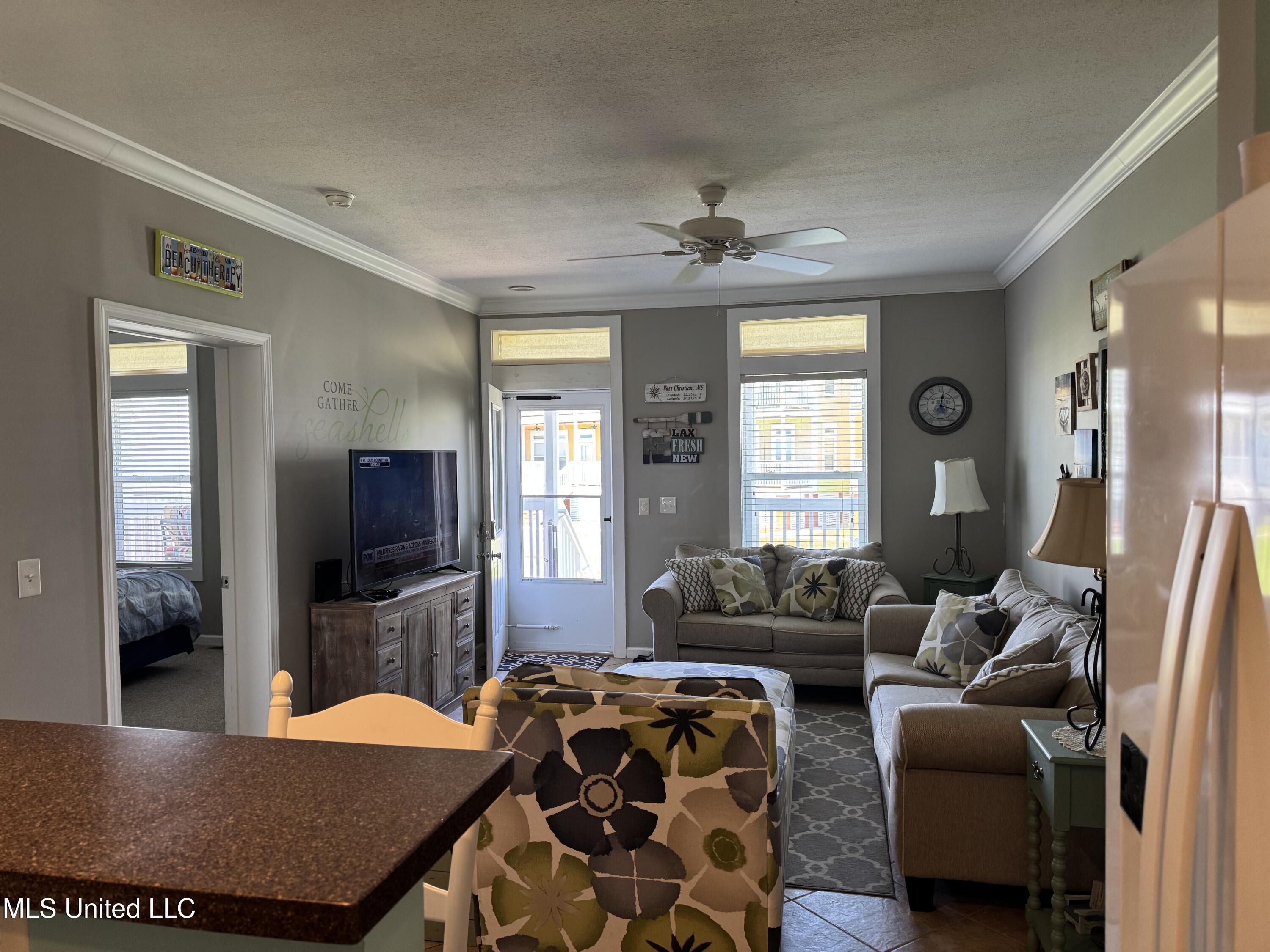 1515 E Beach Boulevard Property Photo 9