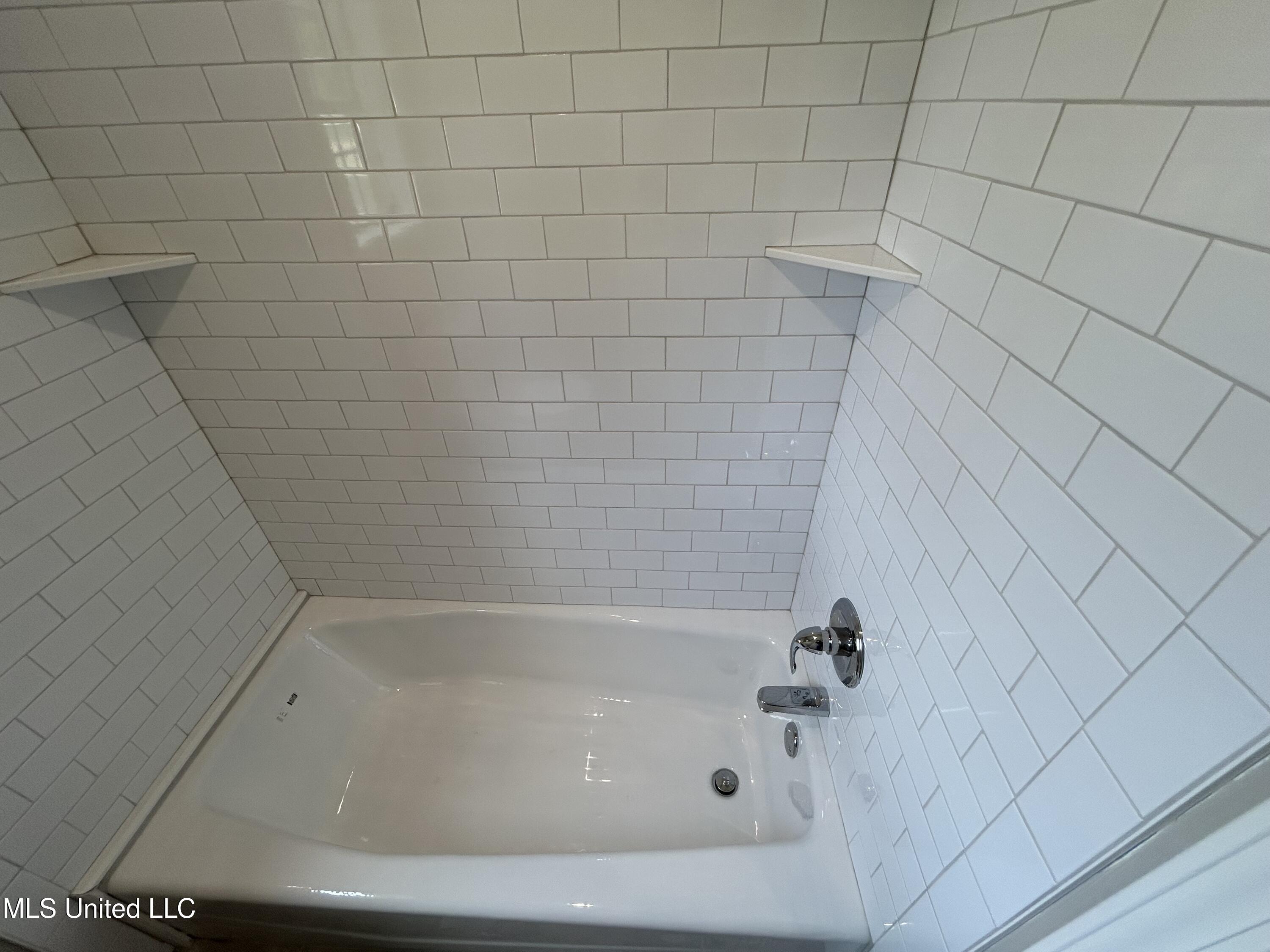 215 Quail Trail Property Photo 12