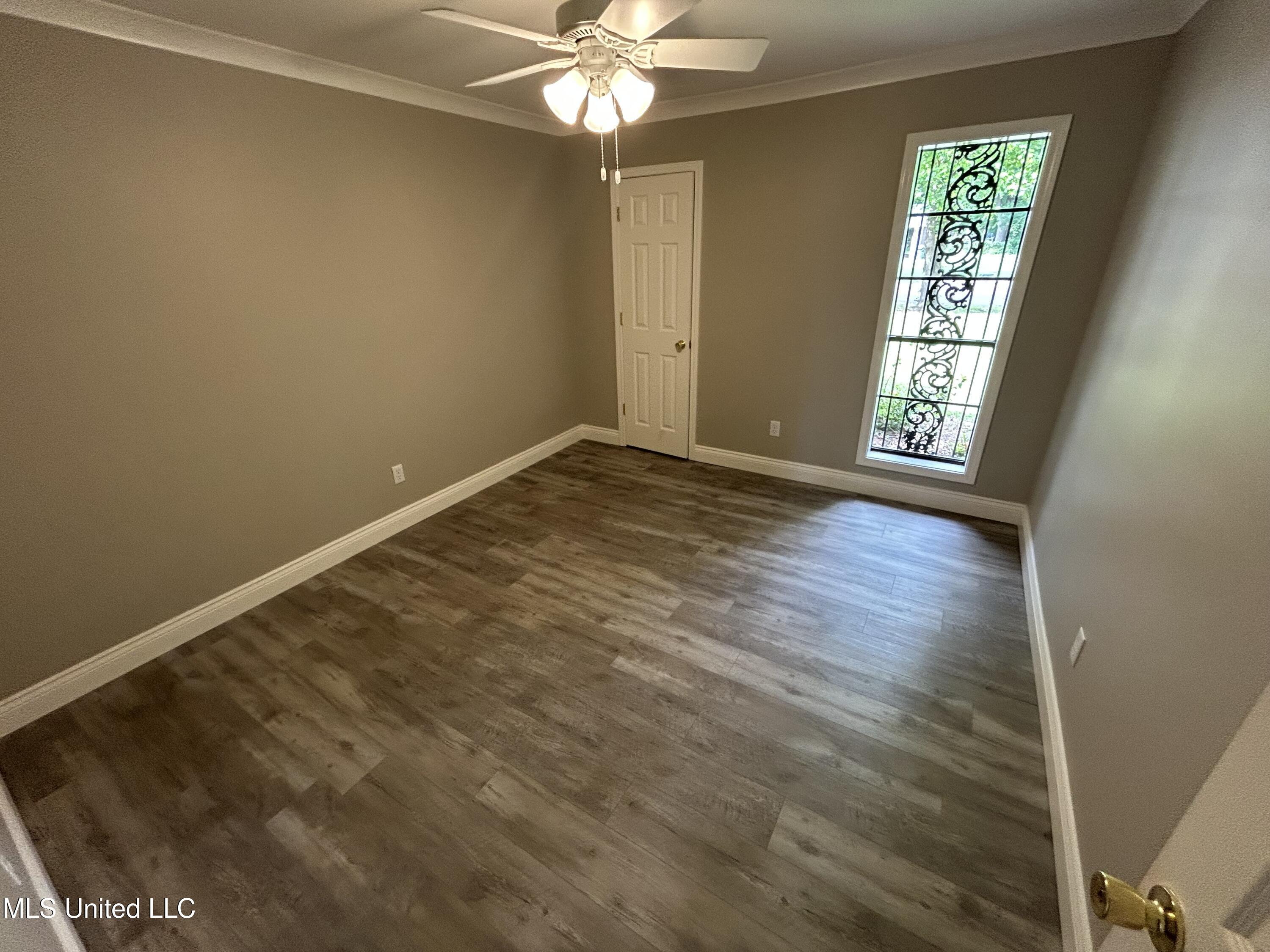 215 Quail Trail Property Photo 14