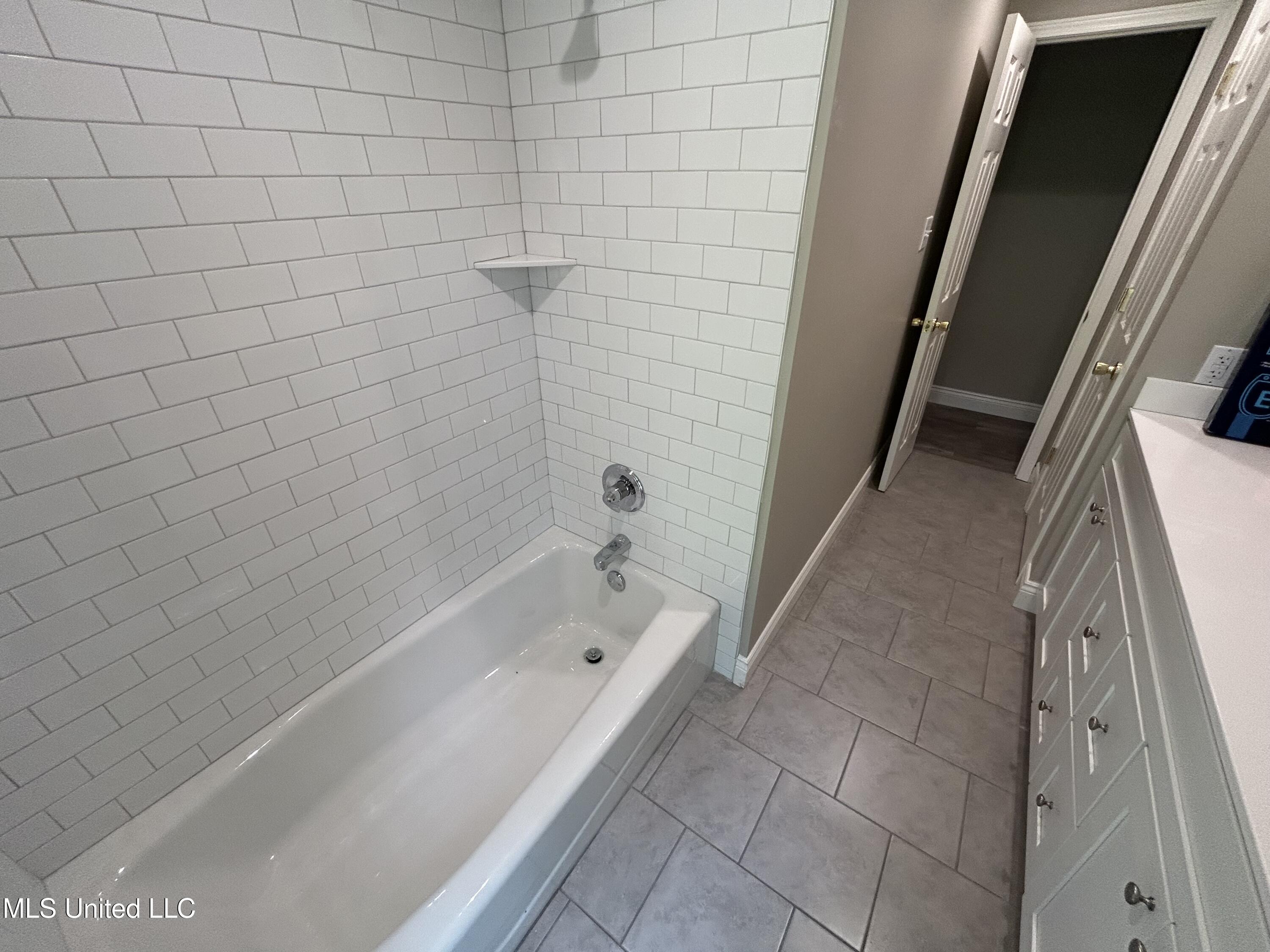 215 Quail Trail Property Photo 15