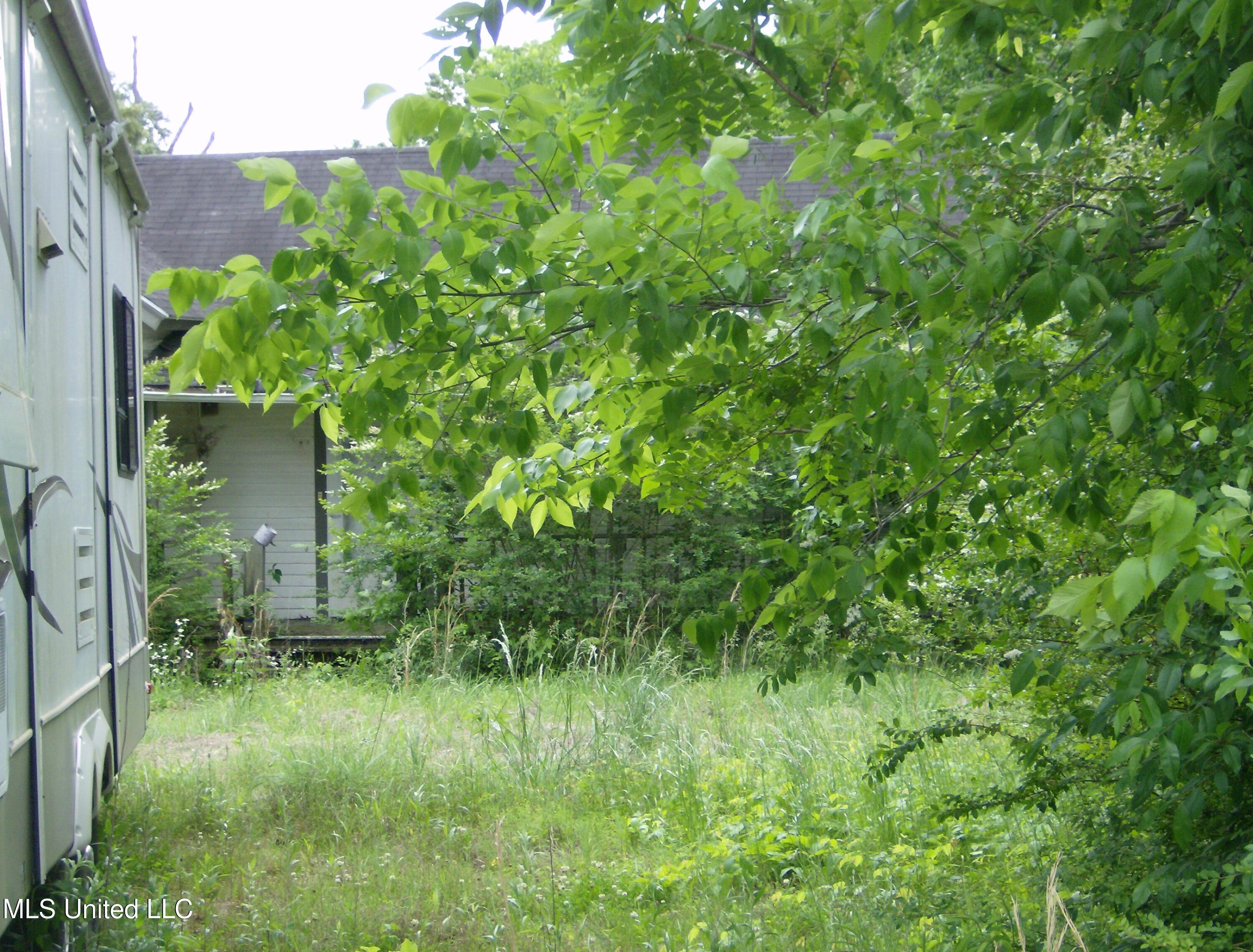 13705 Byhalia Road Property Photo 5
