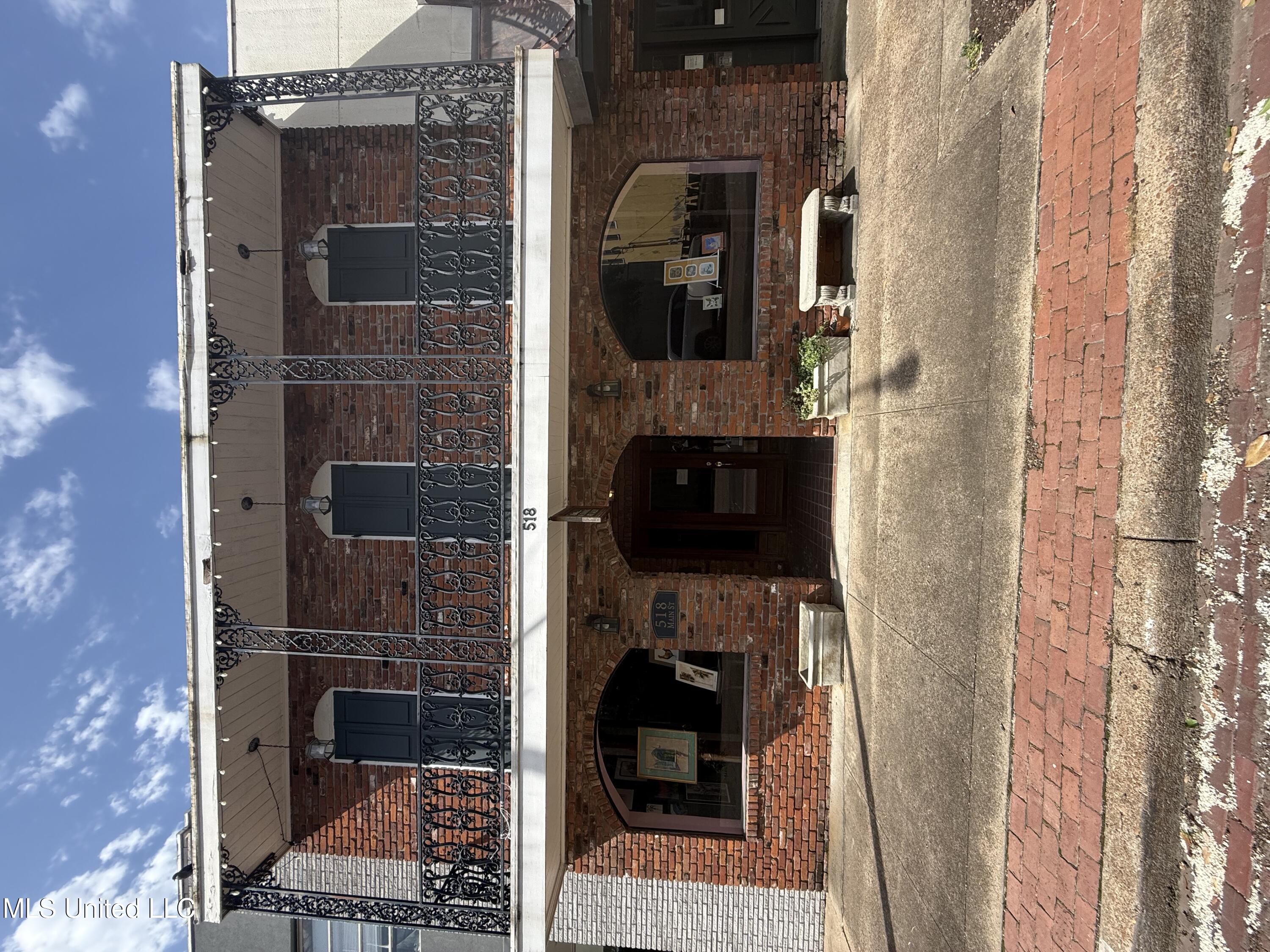 518 Main Street Property Photo 1