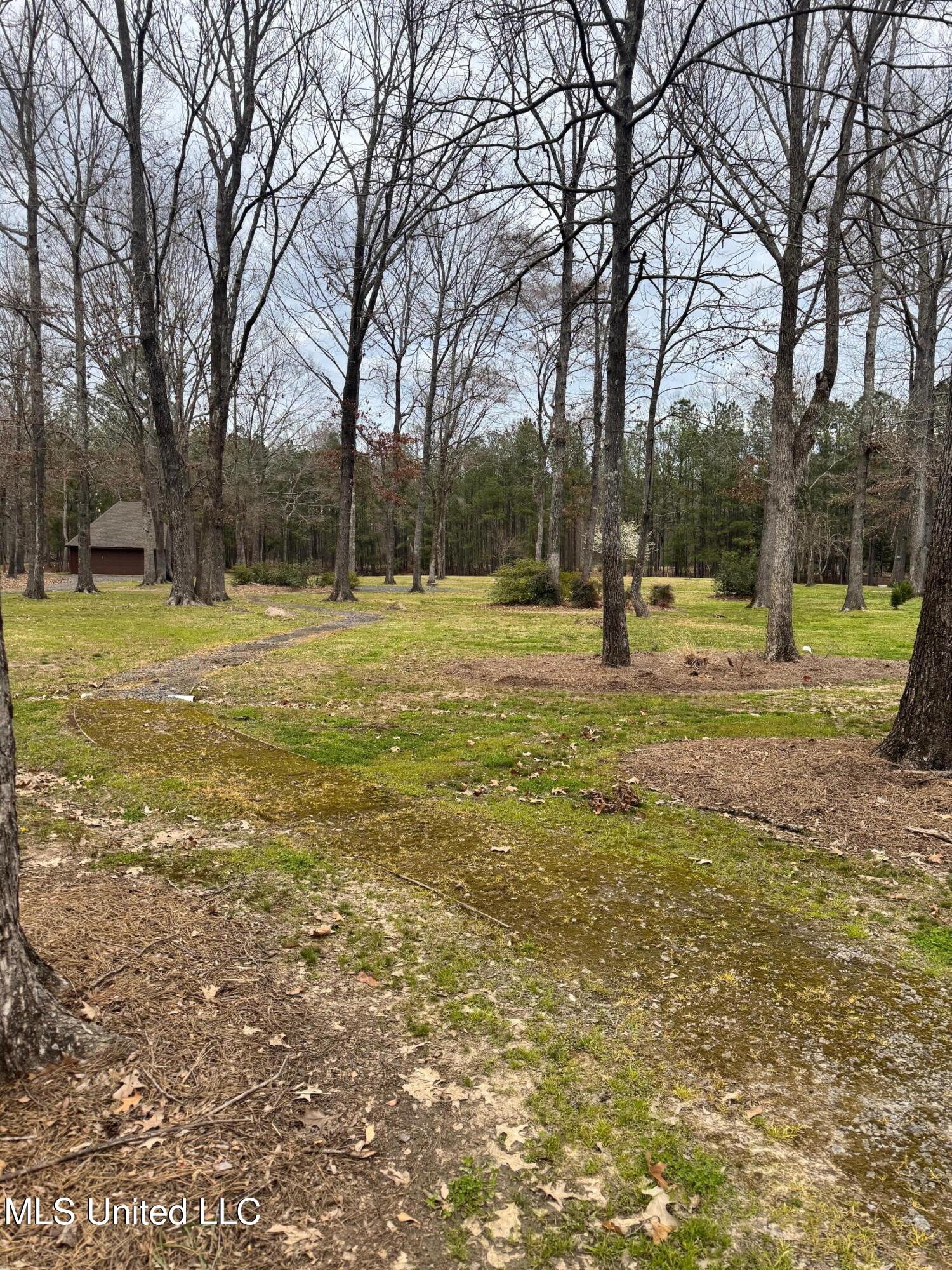 Fountains Cove Property Photo 4