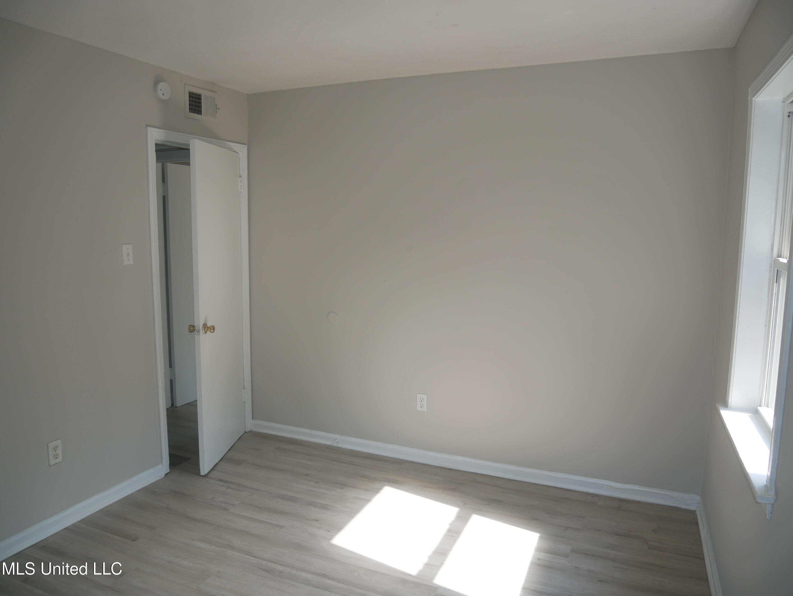 1463 Vicksburg Drive Property Photo 16