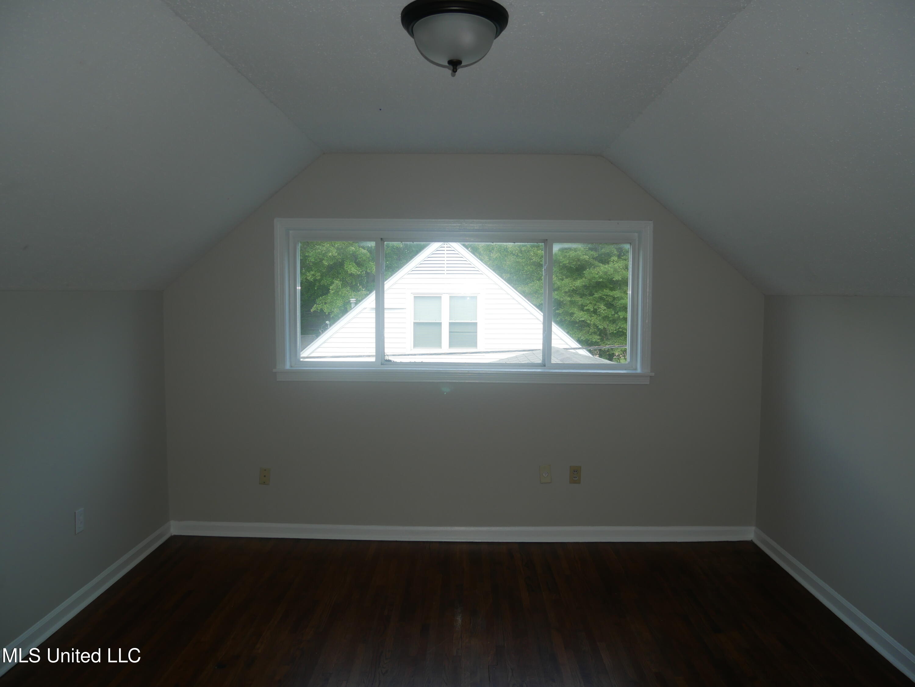 1463 Vicksburg Drive Property Photo 24