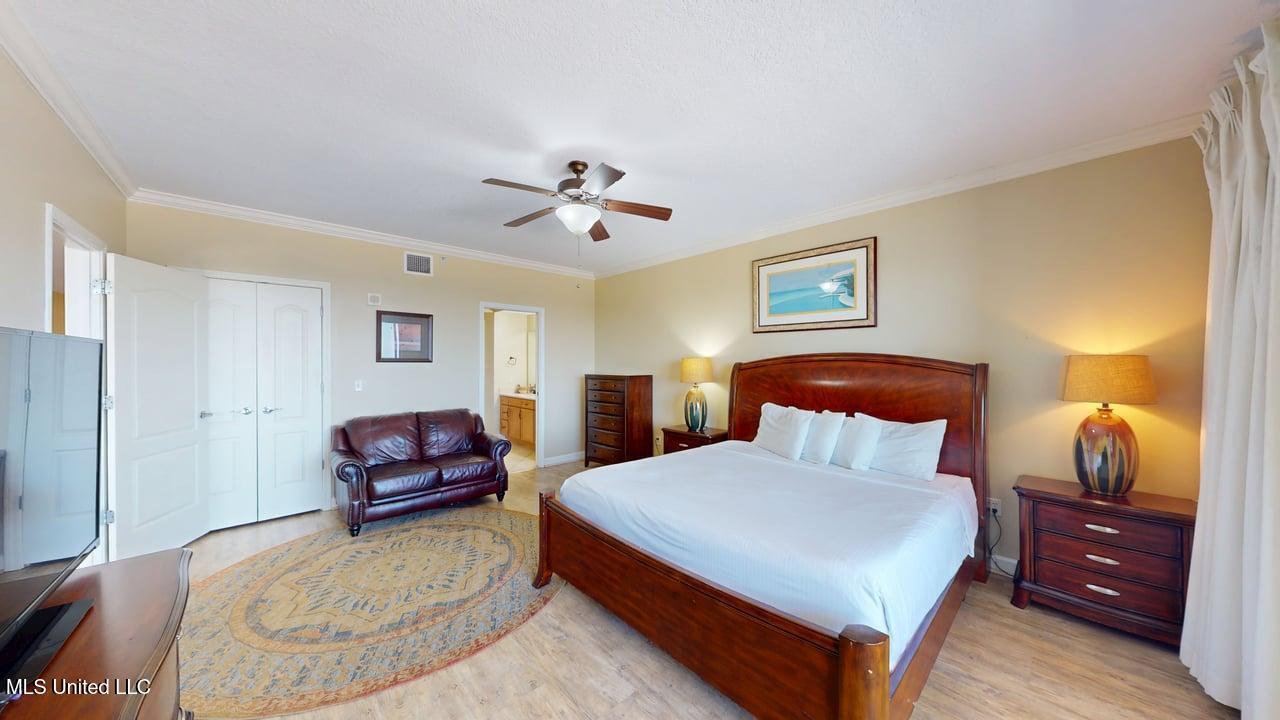 1200 Beach Drive Property Photo 9