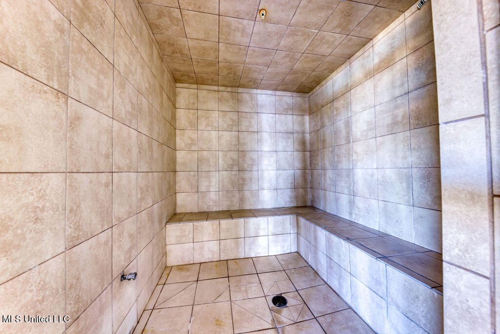 1200 Beach Drive Property Photo 19