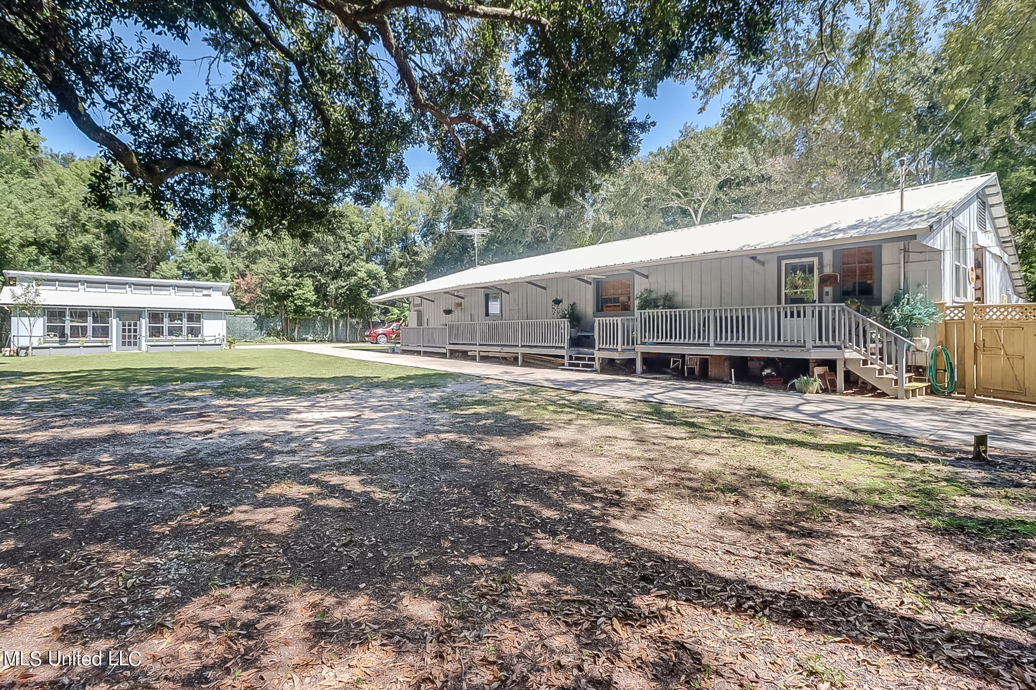 1728 21st Street Property Photo 10
