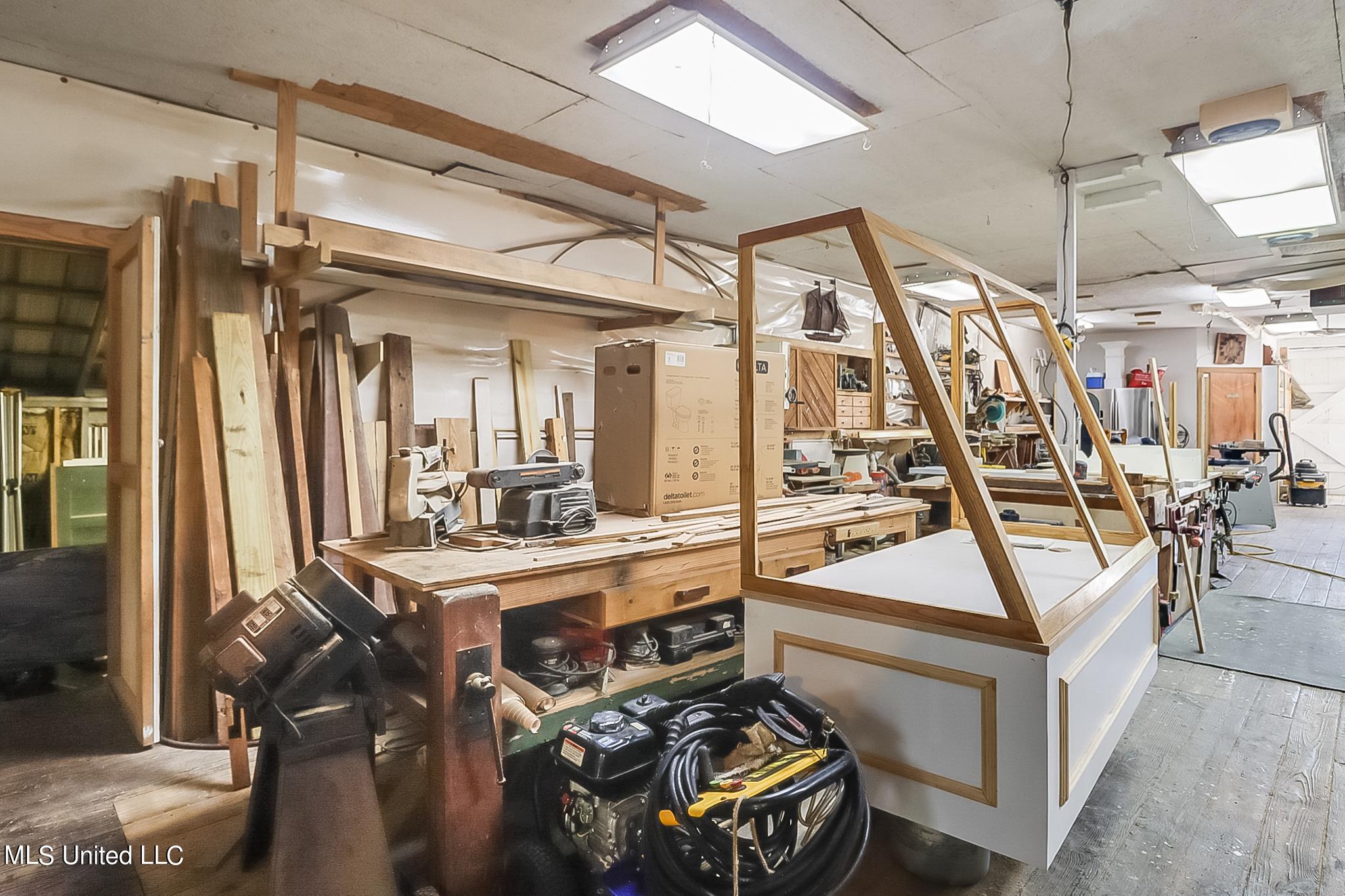 1728 21st Street Property Photo 15