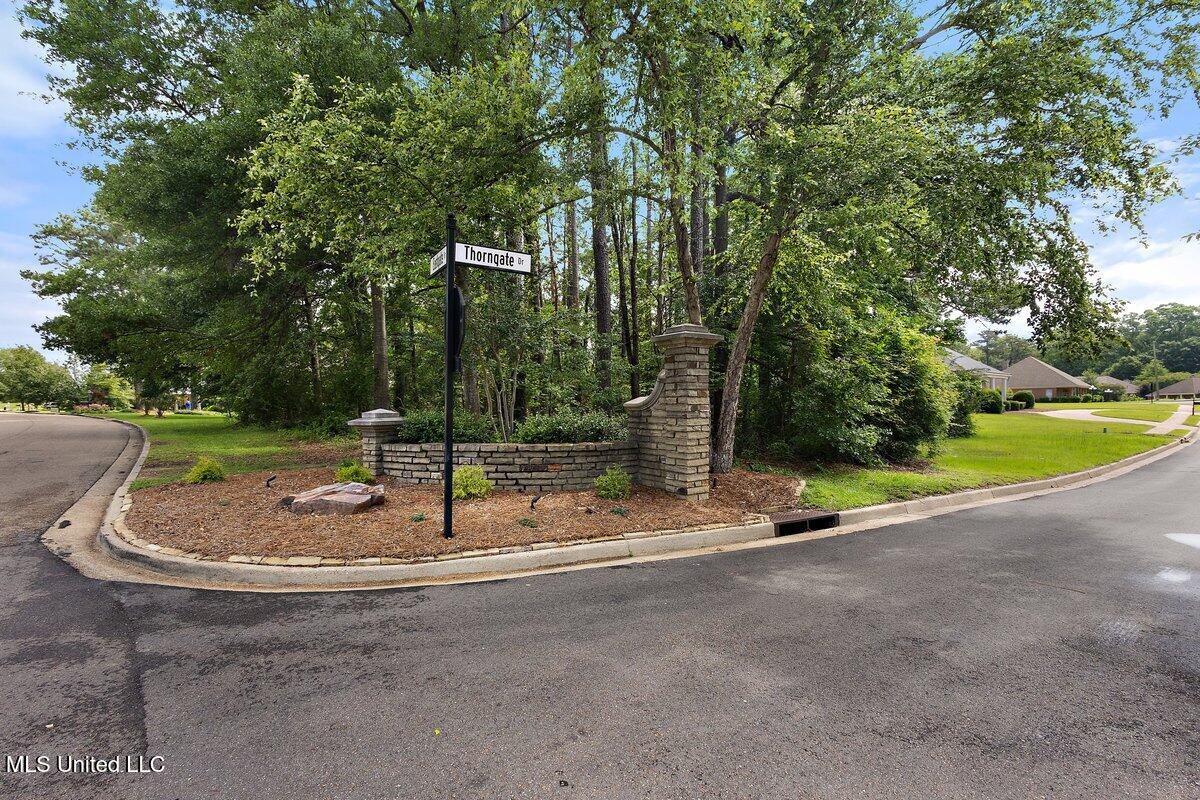 Thorngate Drive Property Photo 1