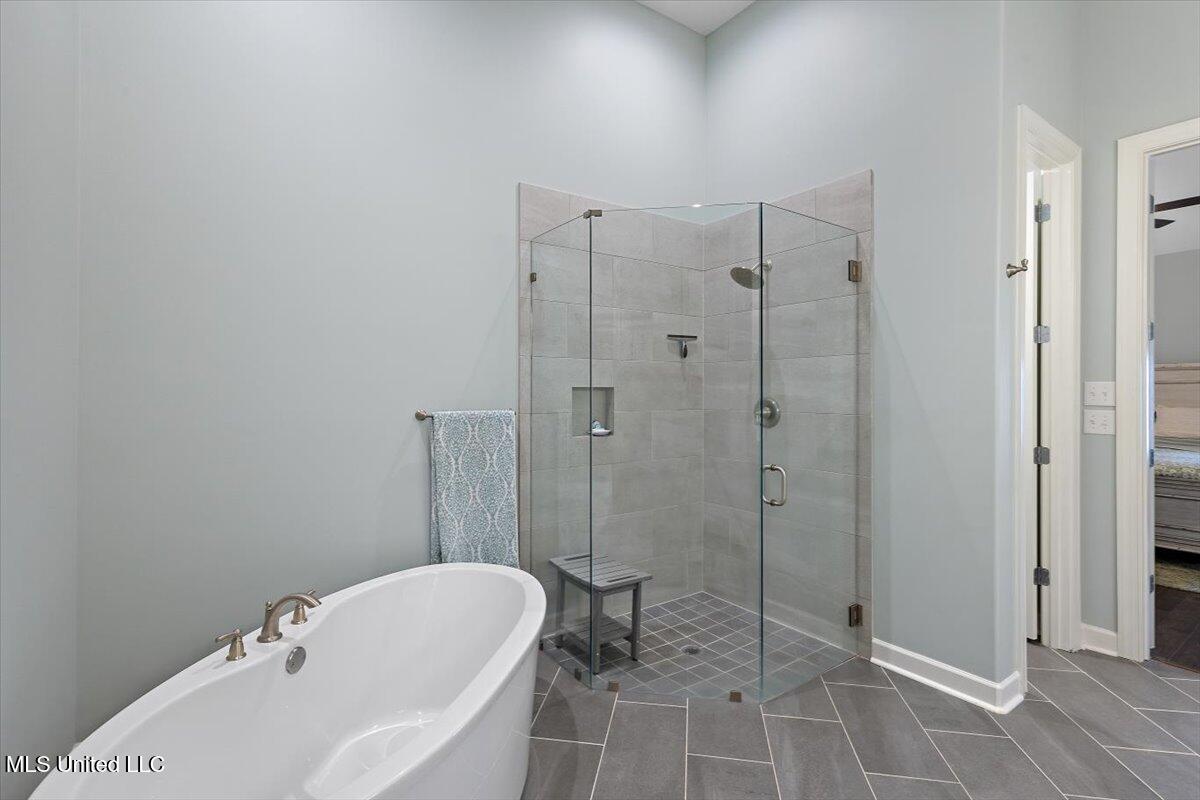 5334 Kensington Creek Drive Property Photo 23