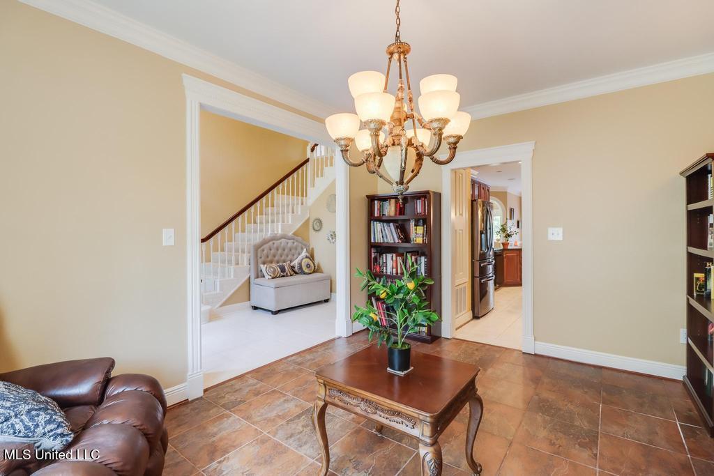 6015 Monticilla Circle Property Photo 15