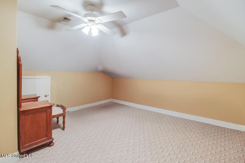 6015 Monticilla Circle Property Photo 41